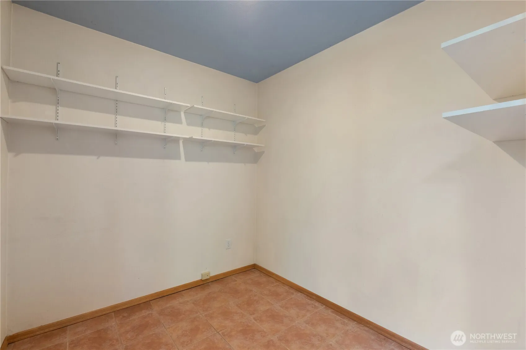7044 18th Avenue NE, Seattle, WA 98115