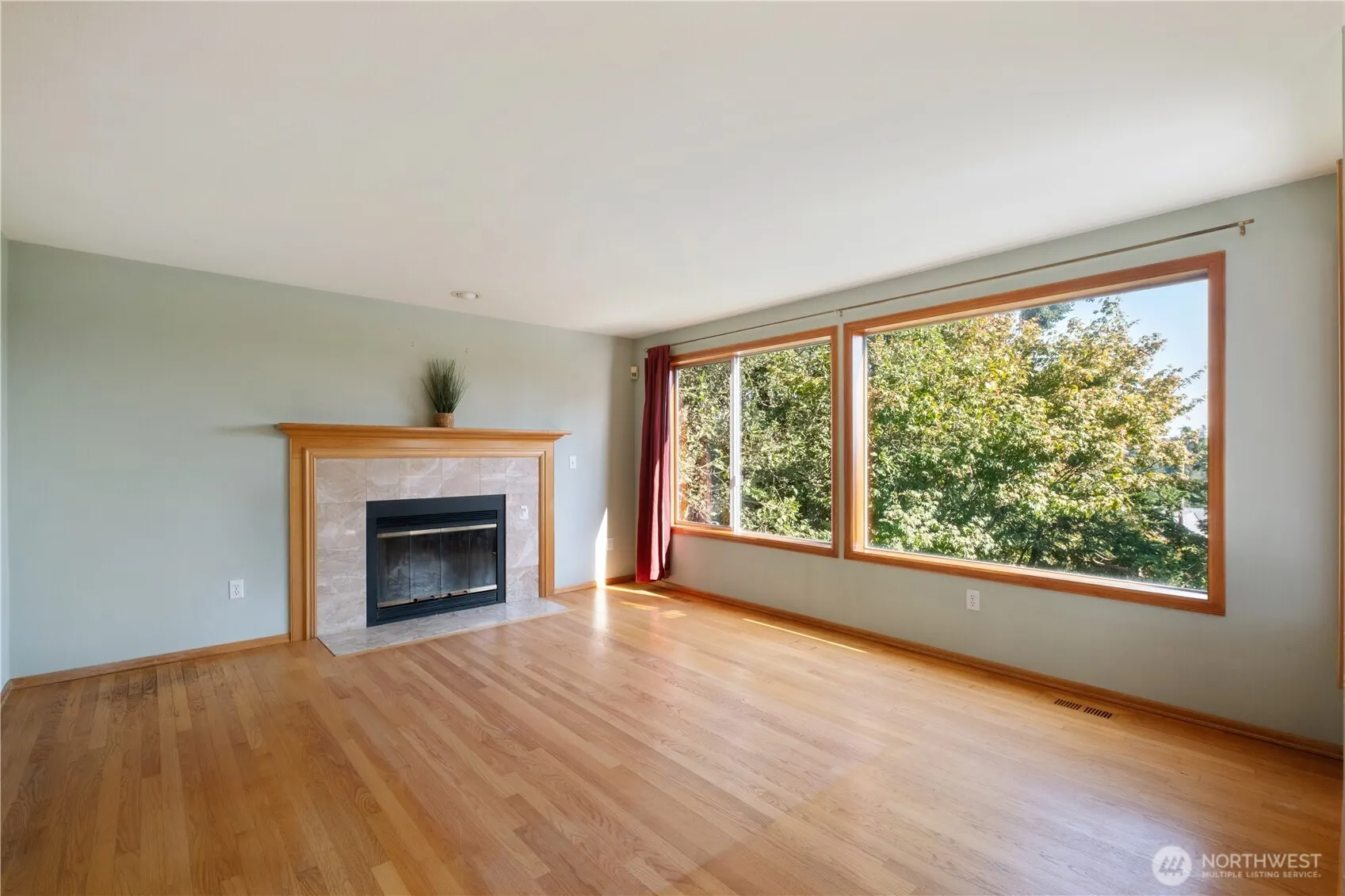 7044 18th Avenue NE, Seattle, WA 98115