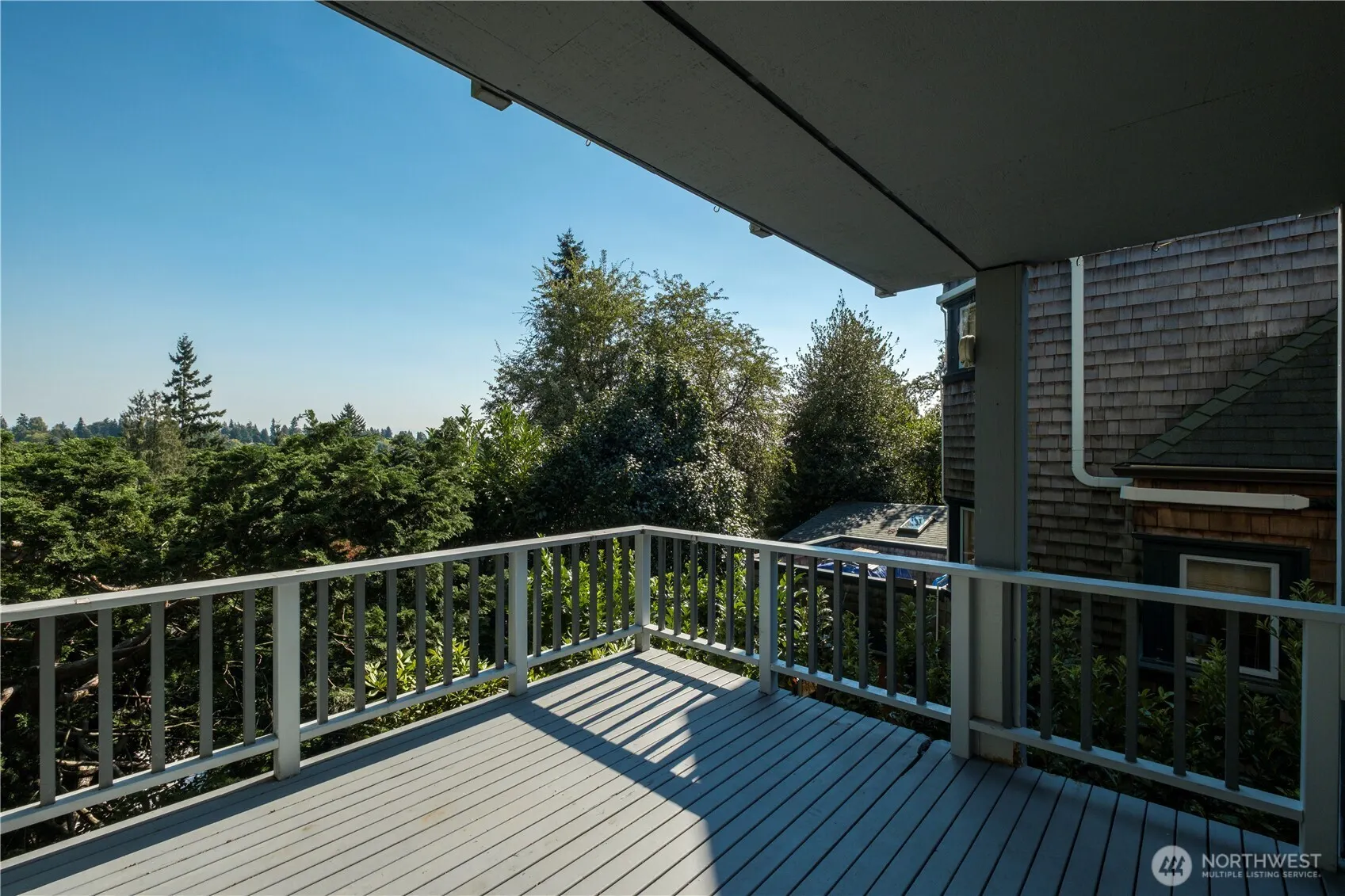 7044 18th Avenue NE, Seattle, WA 98115