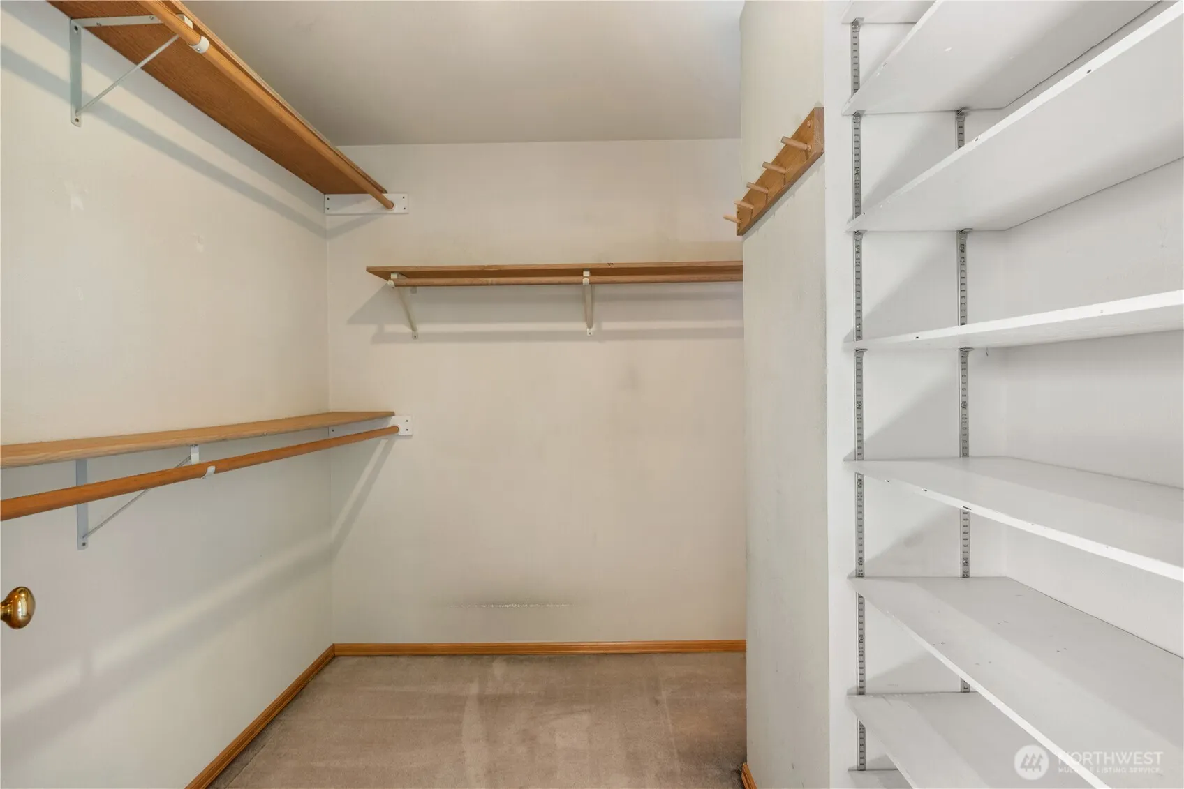 7044 18th Avenue NE, Seattle, WA 98115