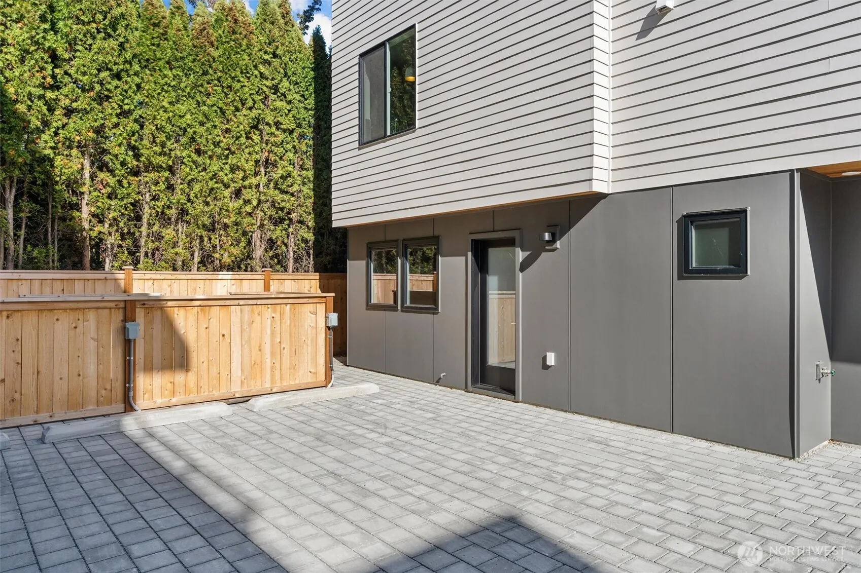 4521 B Bagley Avenue N, Seattle, WA 98103