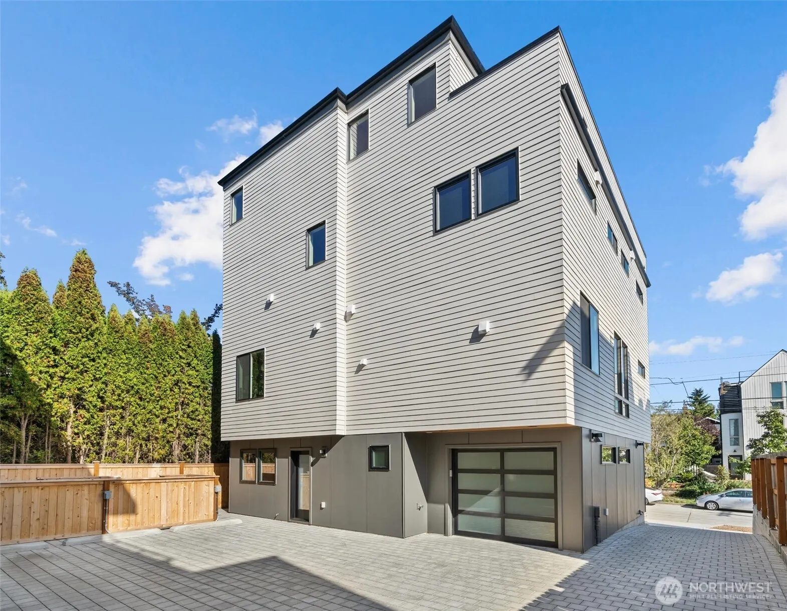 4521 B Bagley Avenue N, Seattle, WA 98103