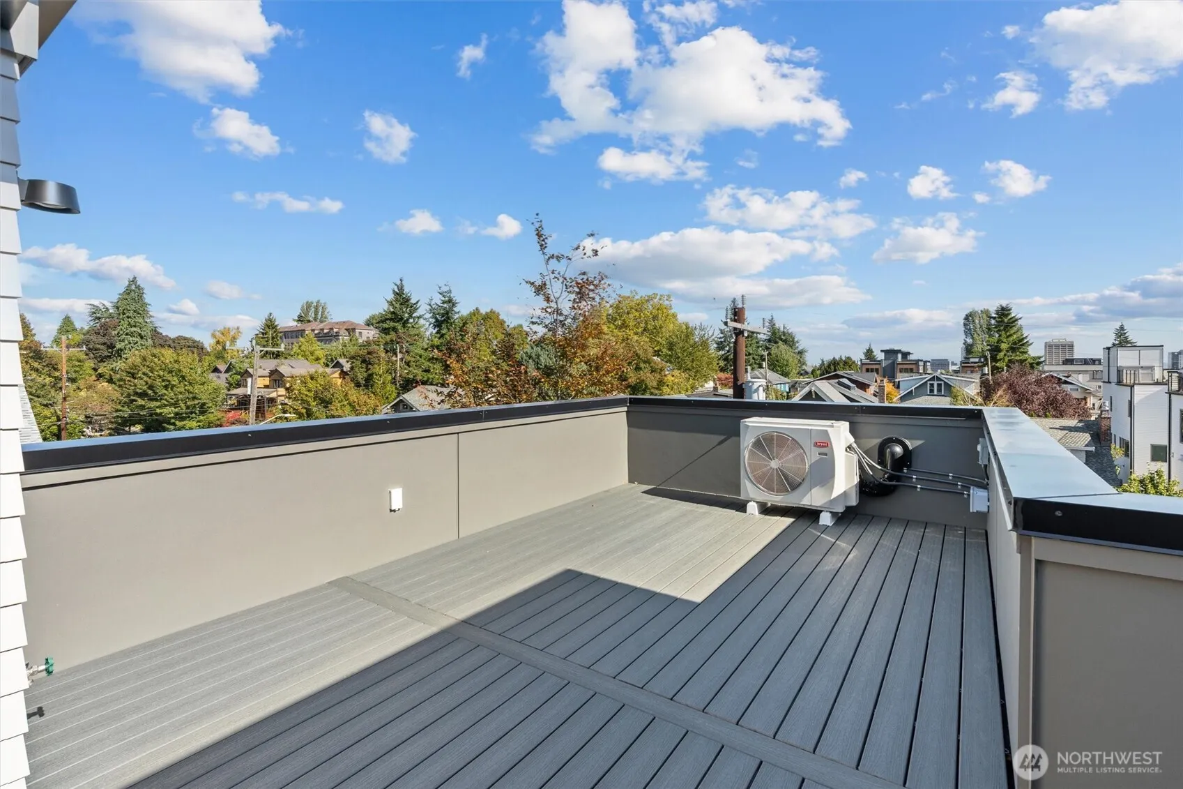 4521 B Bagley Avenue N, Seattle, WA 98103