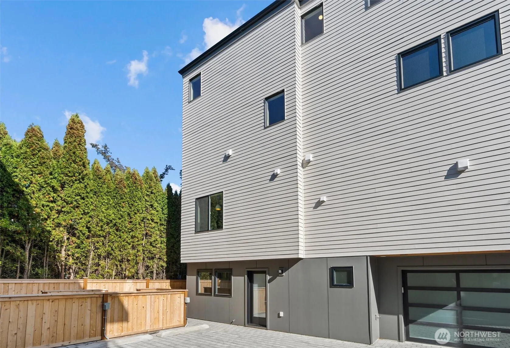 4521 B Bagley Avenue N, Seattle, WA 98103