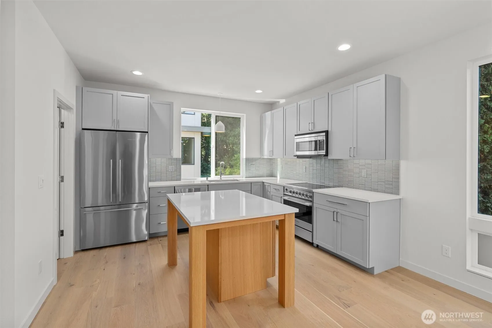 4521 B Bagley Avenue N, Seattle, WA 98103
