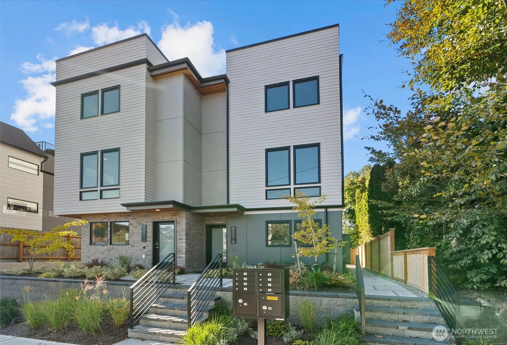 4521 B Bagley Avenue N, Seattle, WA 98103