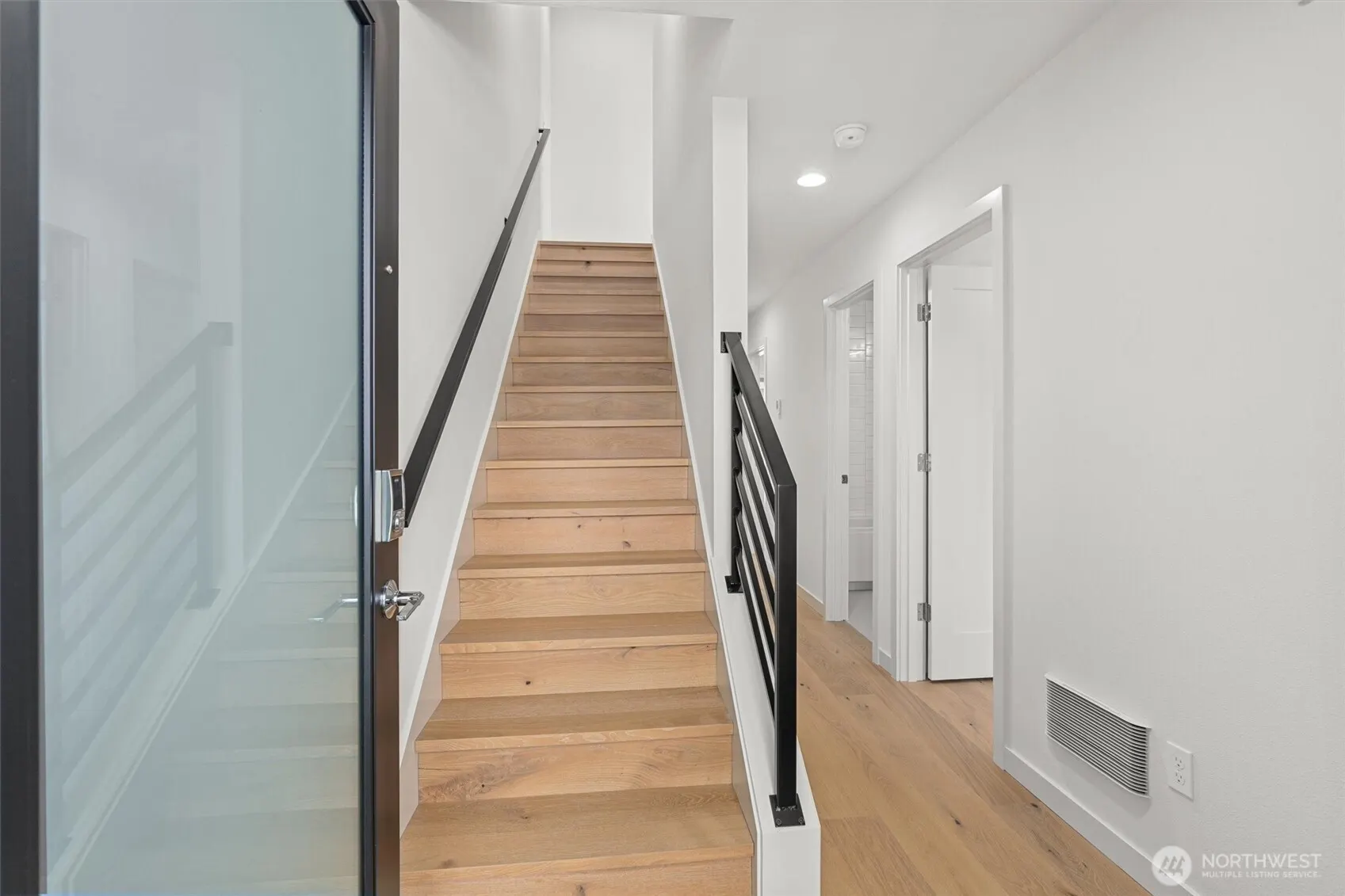 4521 B Bagley Avenue N, Seattle, WA 98103