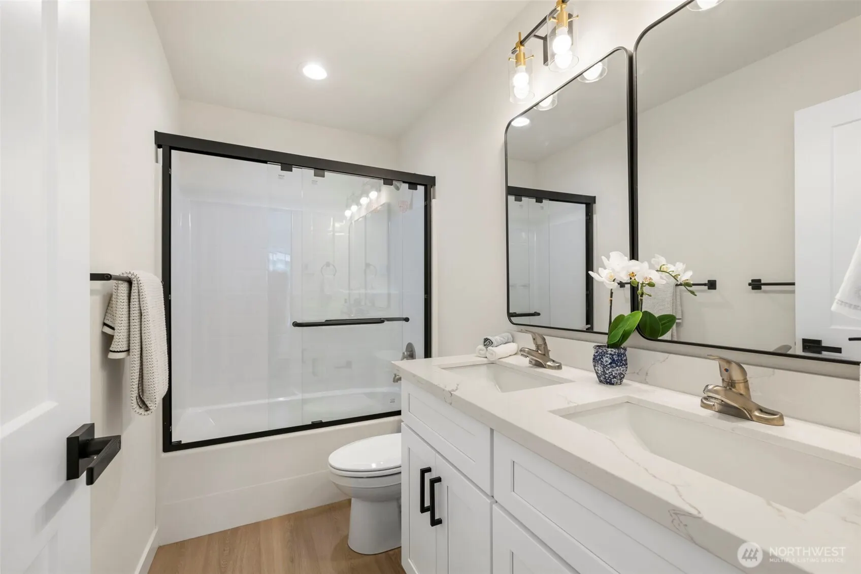 19505 Damson Road #A1, Lynnwood, WA 98036