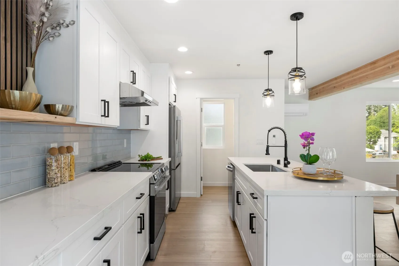 19505 Damson Road #A1, Lynnwood, WA 98036