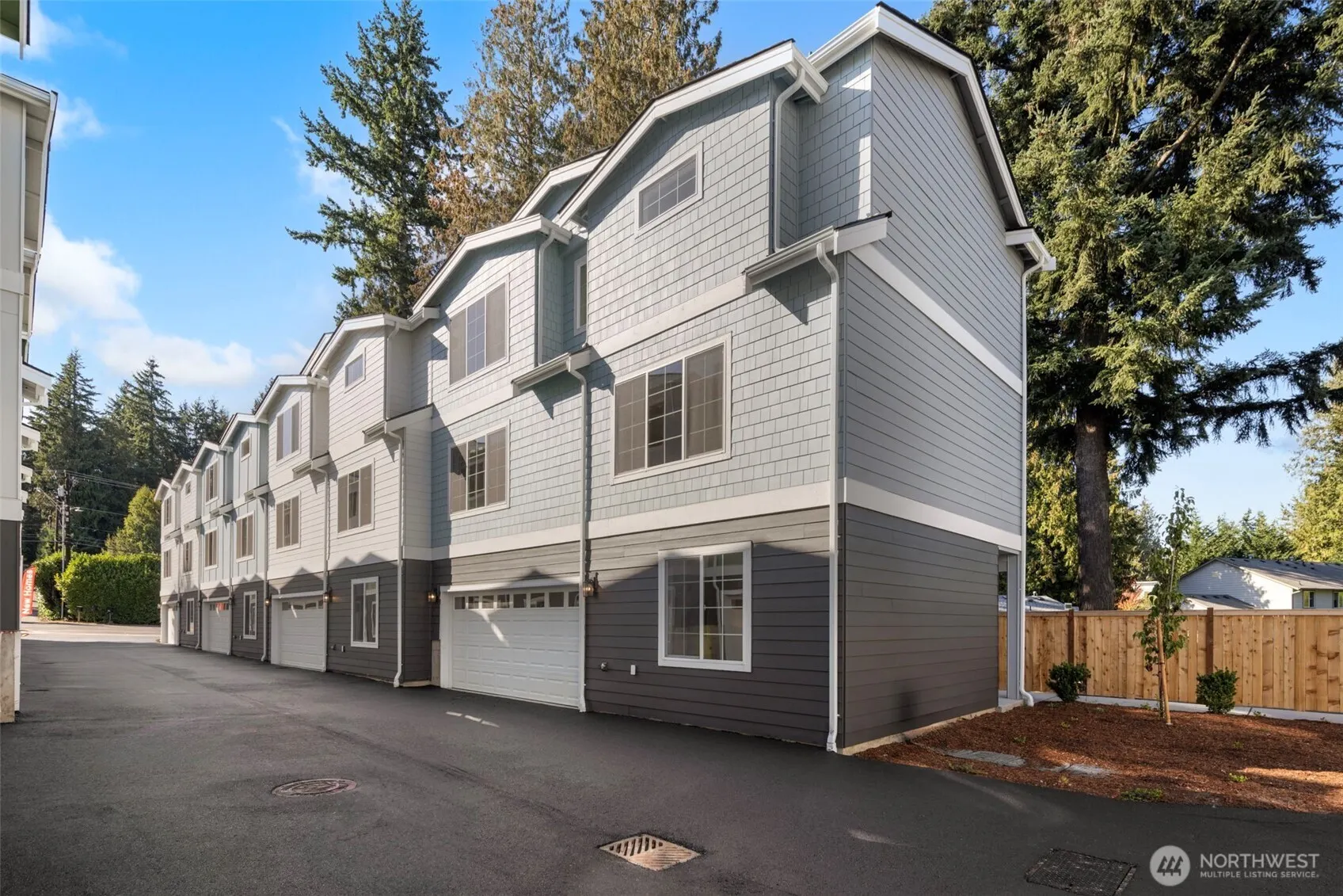 19505 Damson Road #A1, Lynnwood, WA 98036