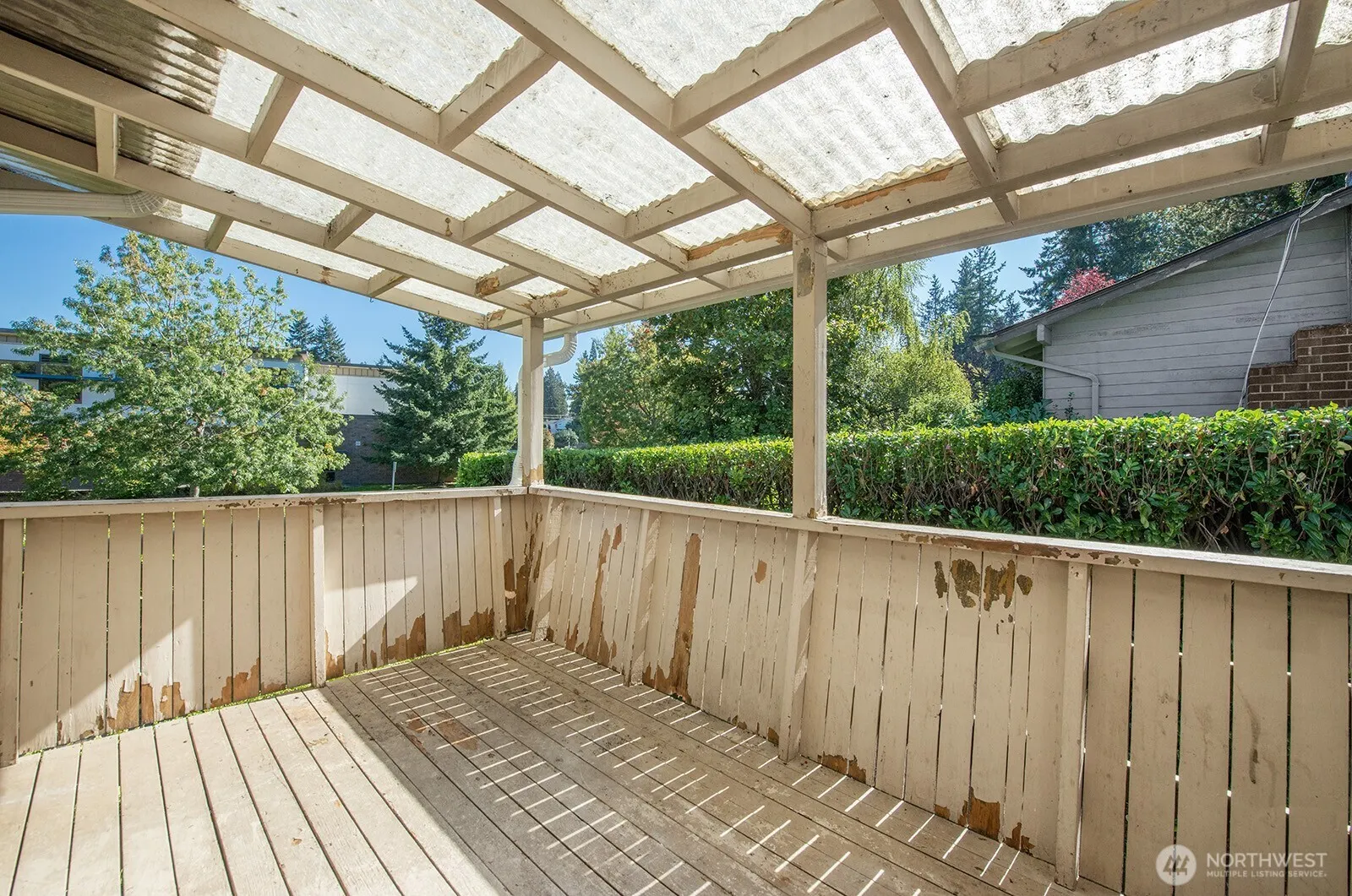 14221 SE 10th Place , Bellevue, WA 98007-5416
