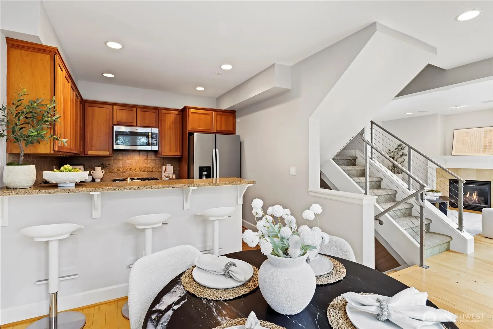 4202 Linden Avenue N, Seattle, WA 98103