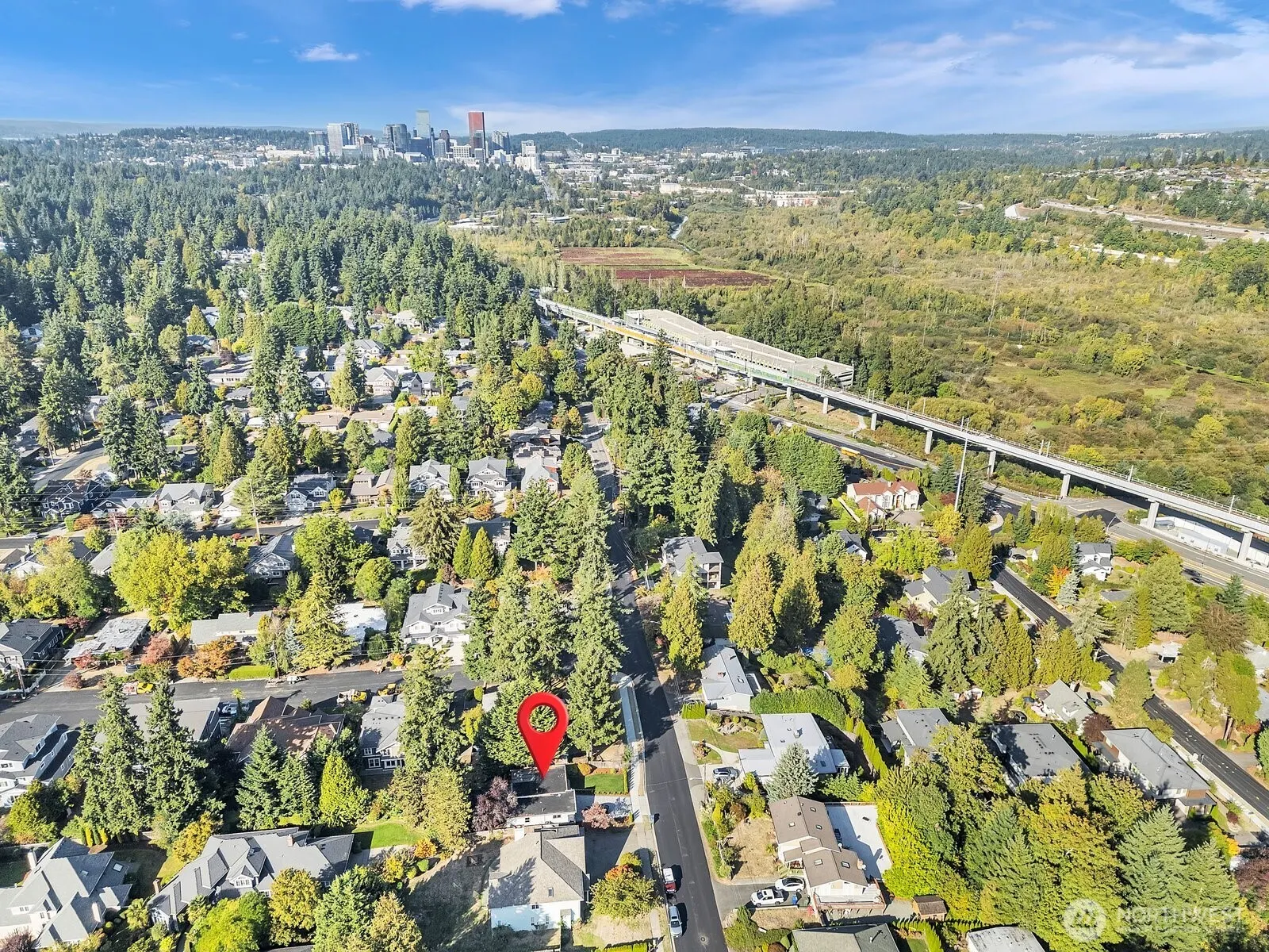 112 Th SE 3131 Avenue , Bellevue, WA 98004