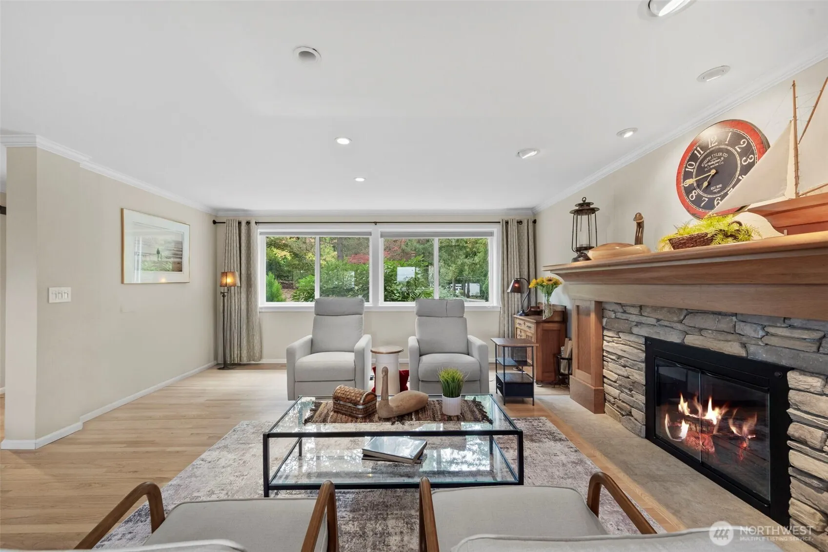 12509 206th Place SE, Issaquah, WA 98027