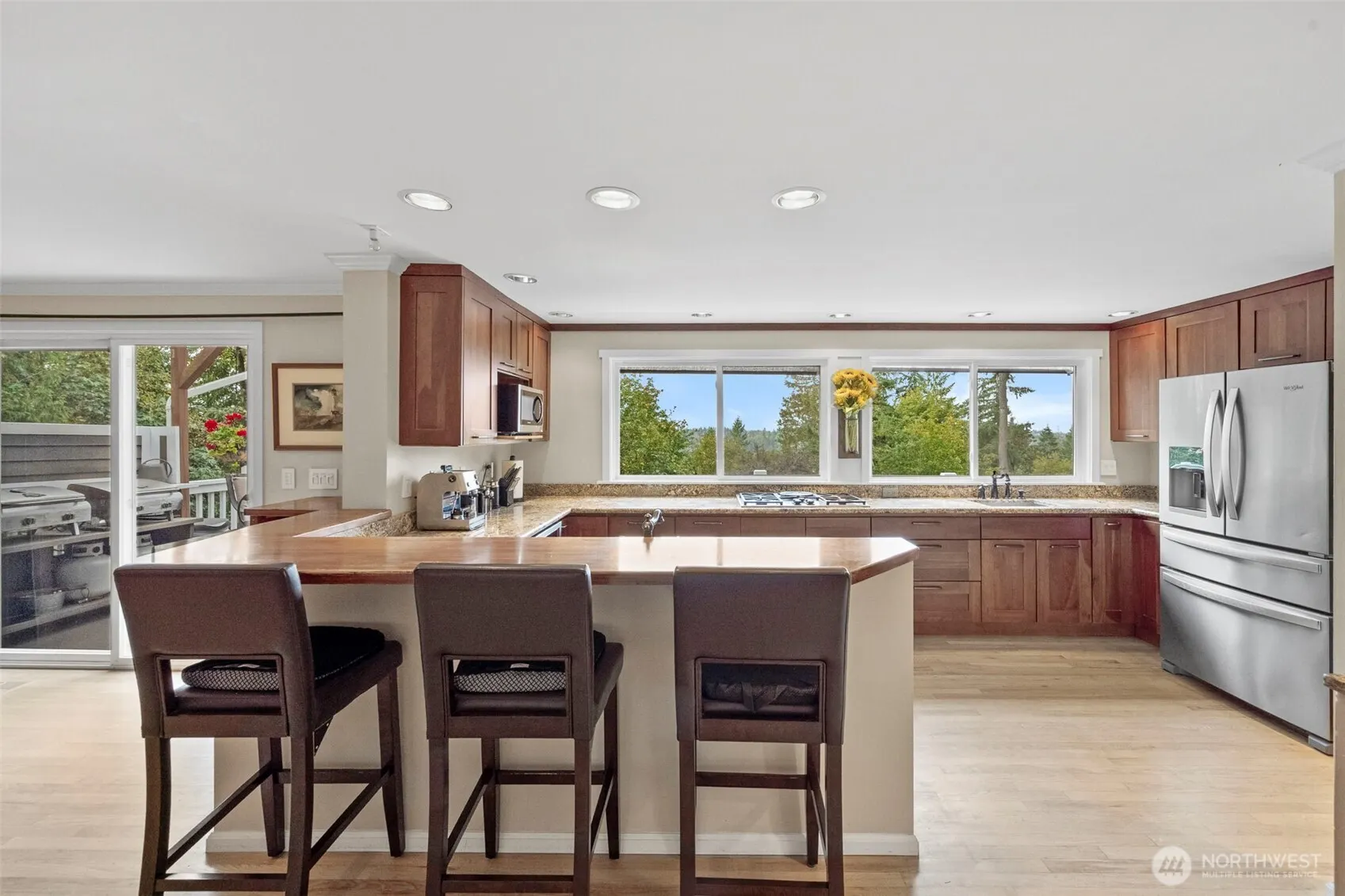 12509 206th Place SE, Issaquah, WA 98027