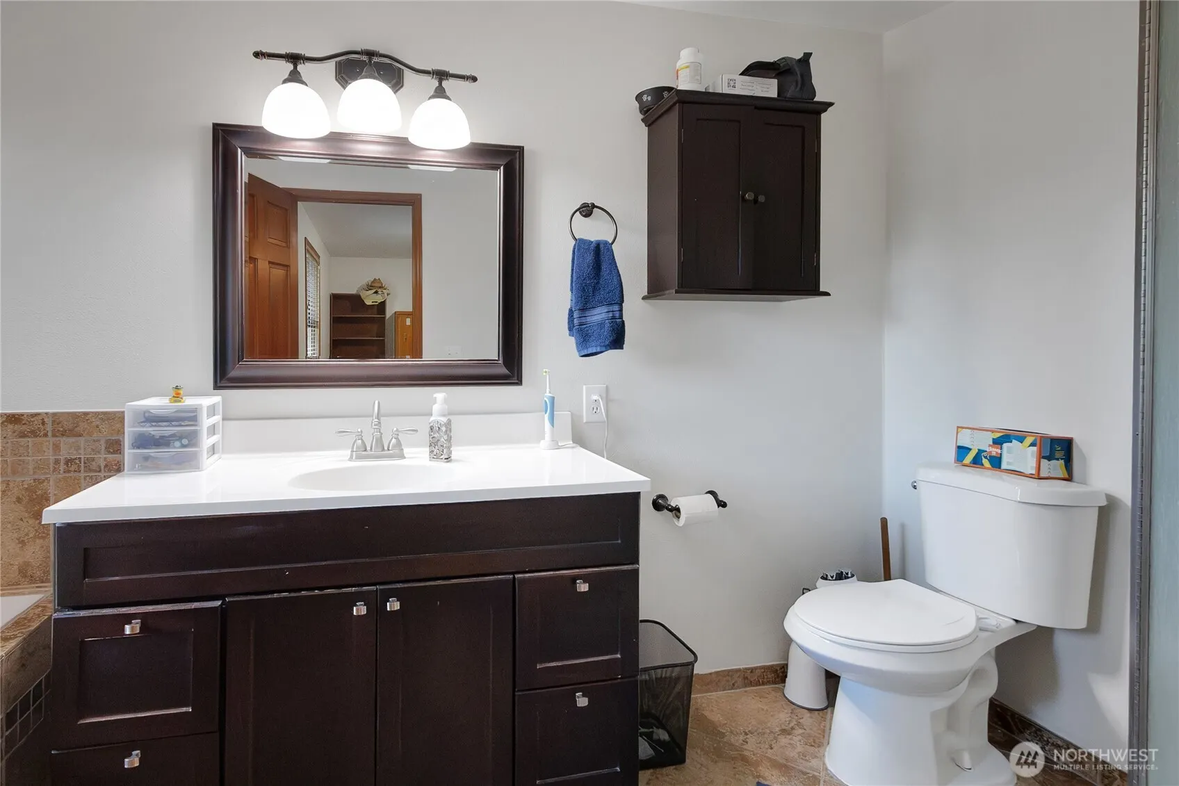 28707 210th Avenue SE, Kent, WA 98042