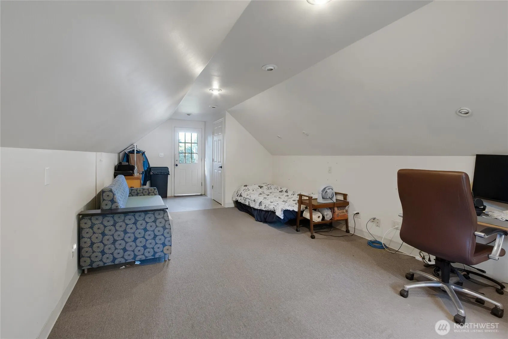 28707 210th Avenue SE, Kent, WA 98042