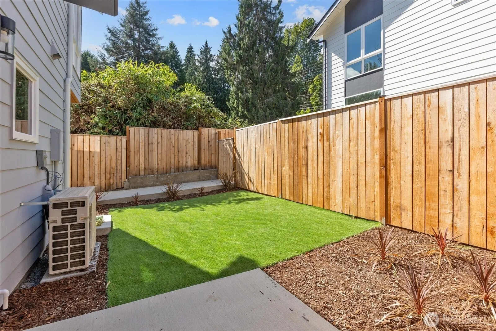 5984 26th Avenue SW #C, Seattle, WA 98106