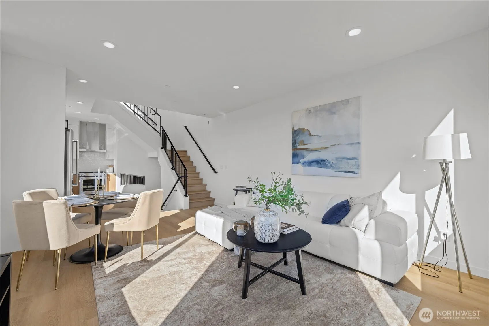 3421 Albion Place N, Seattle, WA 98103
