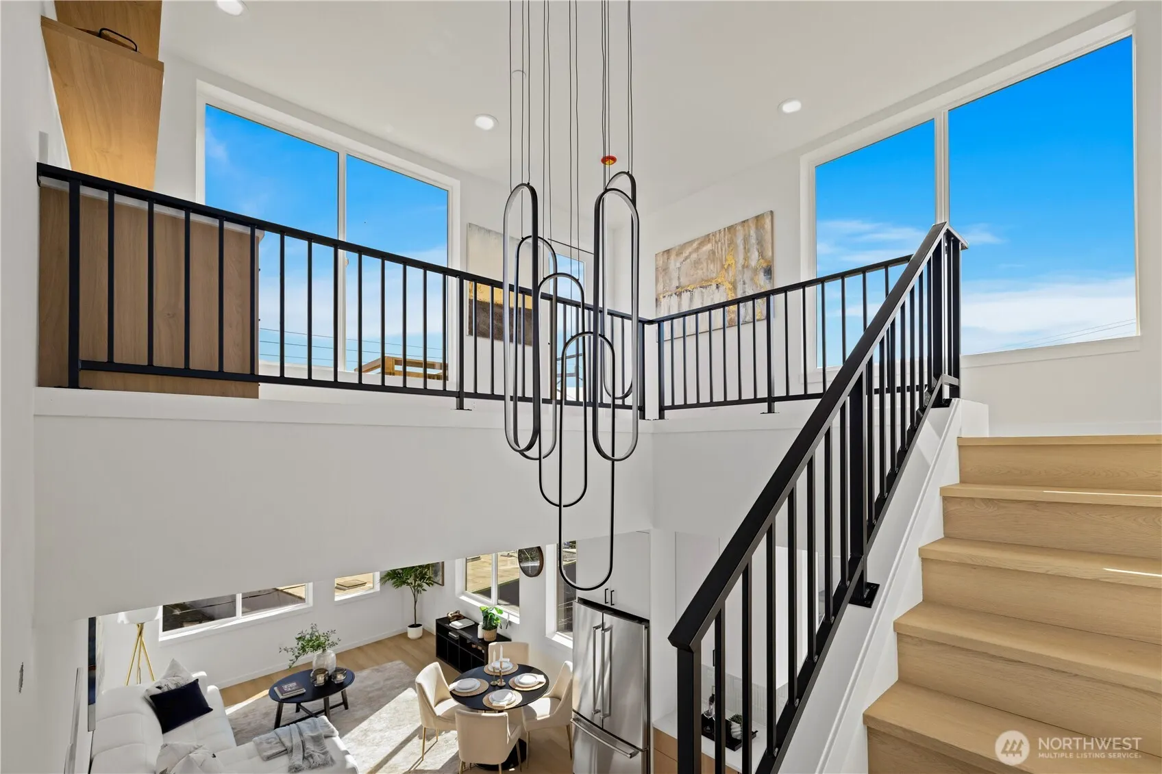 3421 Albion Place N, Seattle, WA 98103