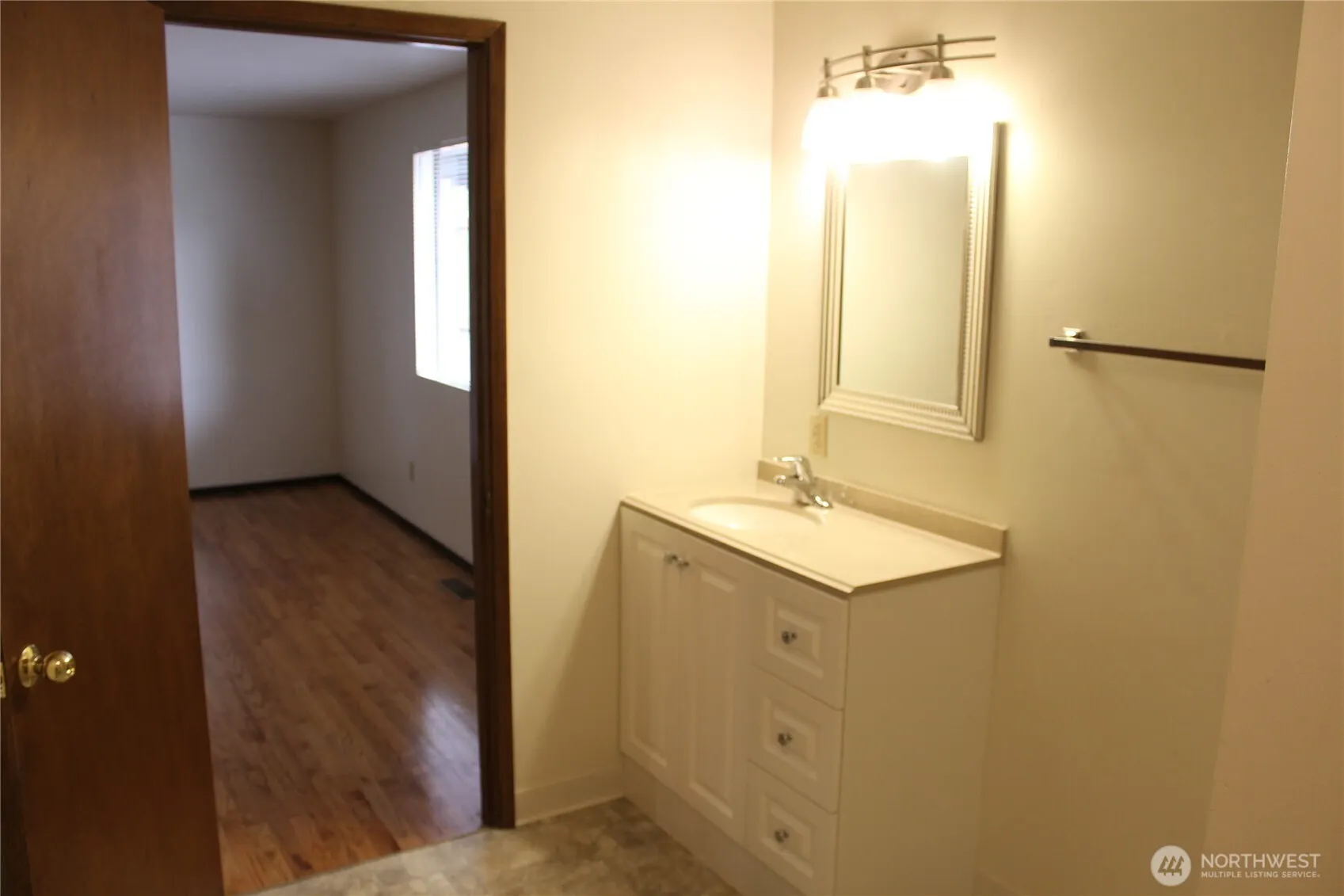 419 156th Place NE, Bellevue, WA 98008