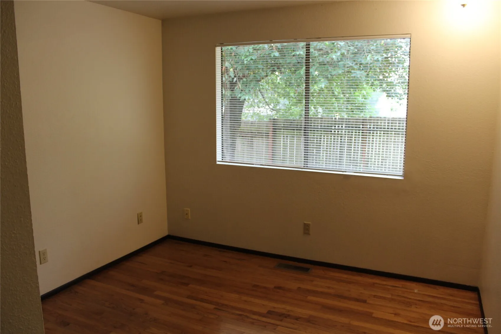 419 156th Place NE, Bellevue, WA 98008