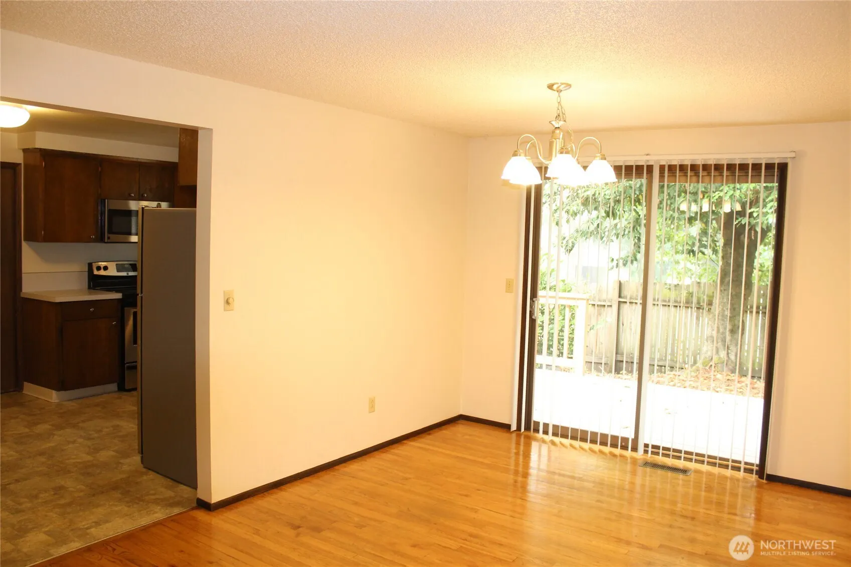 419 156th Place NE, Bellevue, WA 98008