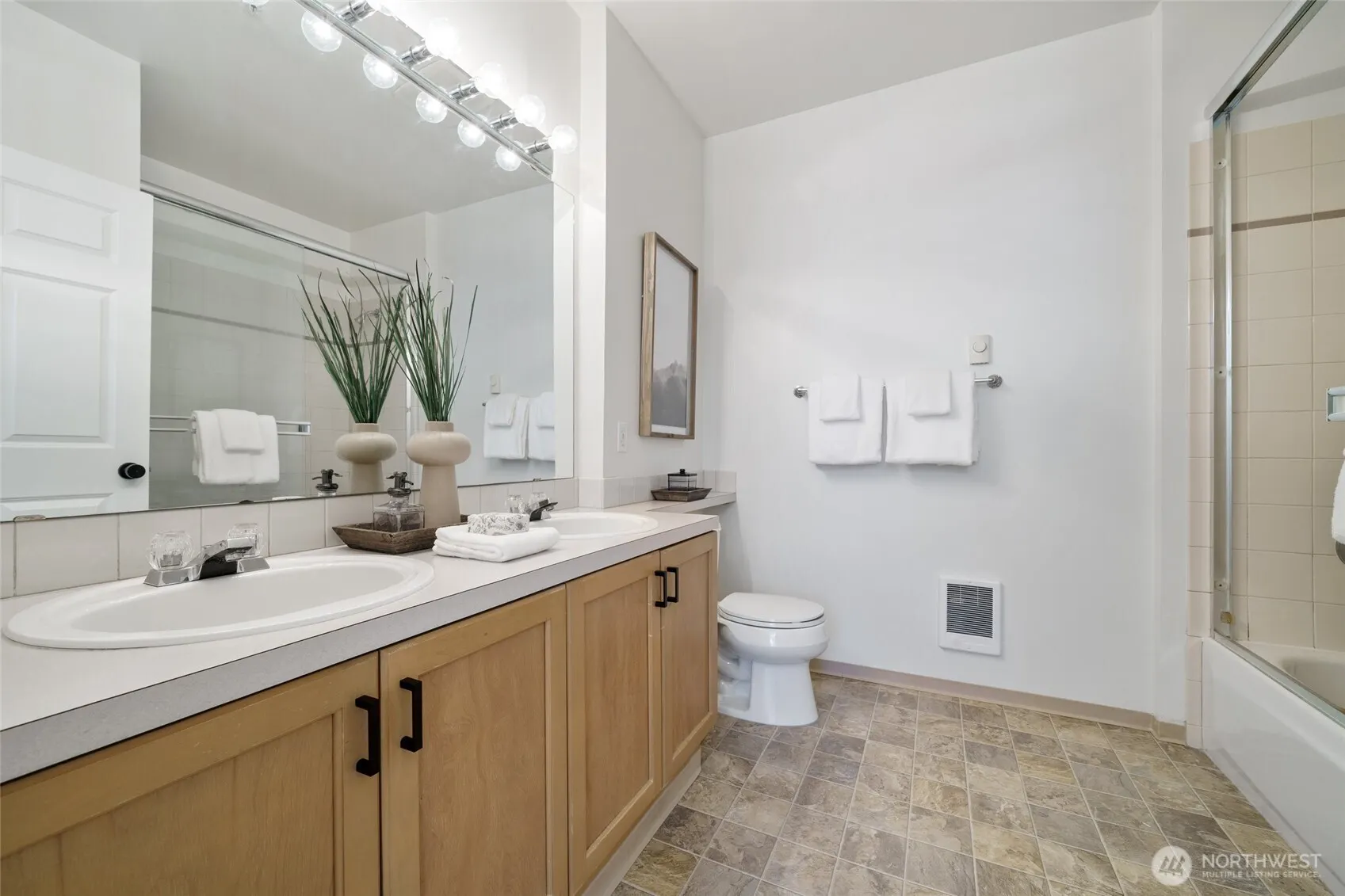 3221 SW Avalon Way #508, Seattle, WA 98126