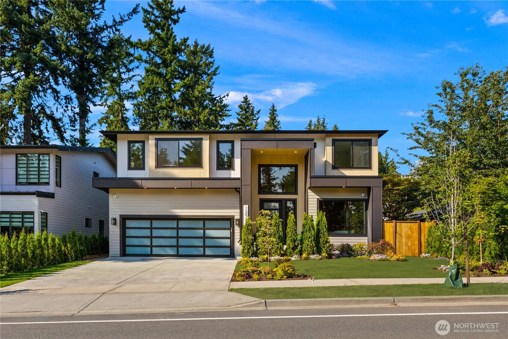 12922 NE 104th Street , Kirkland, WA 98033