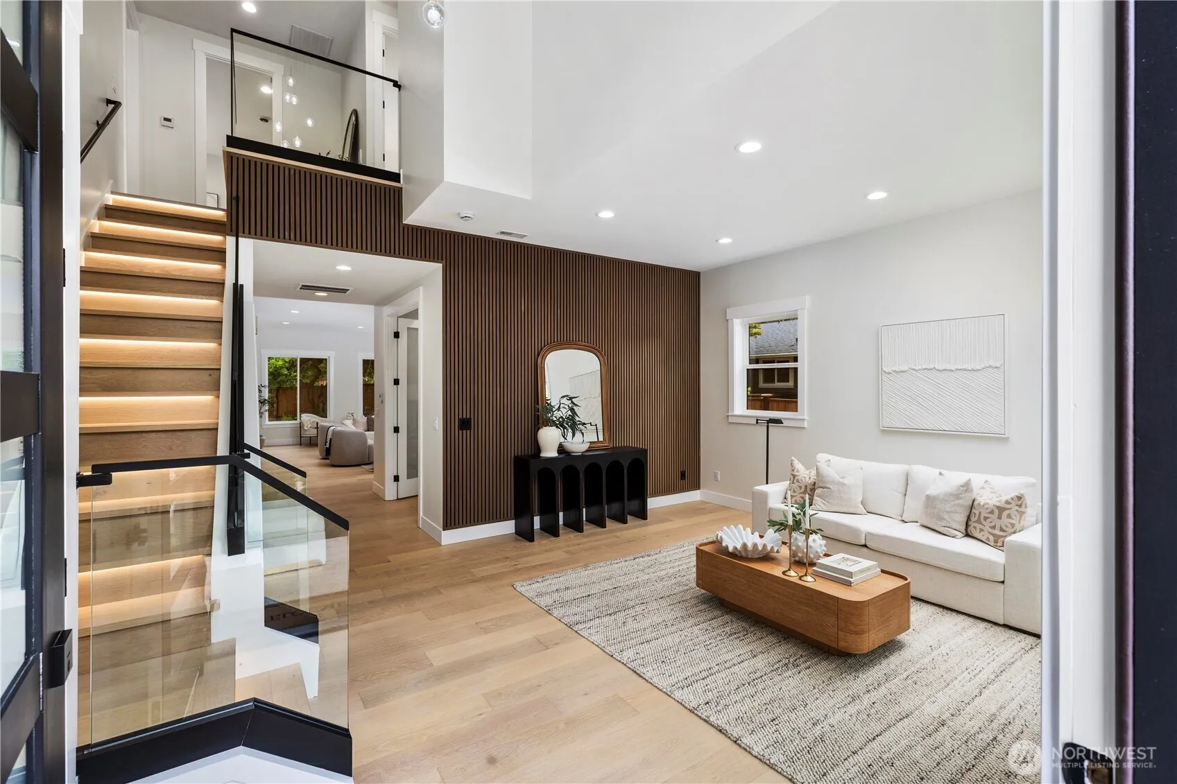 12922 NE 104th Street , Kirkland, WA 98033
