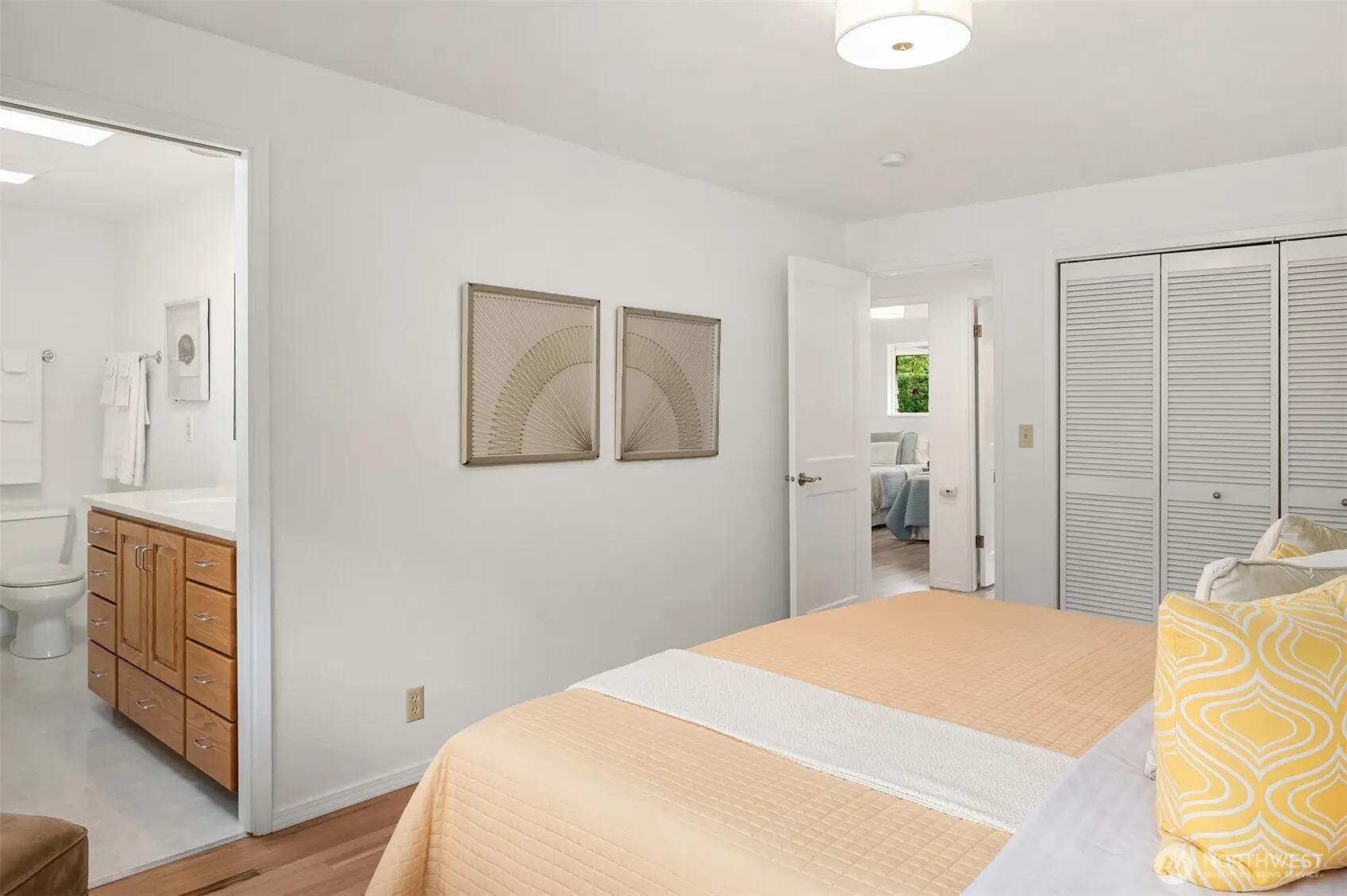 10034 41st Avenue NE, Seattle, WA 98125