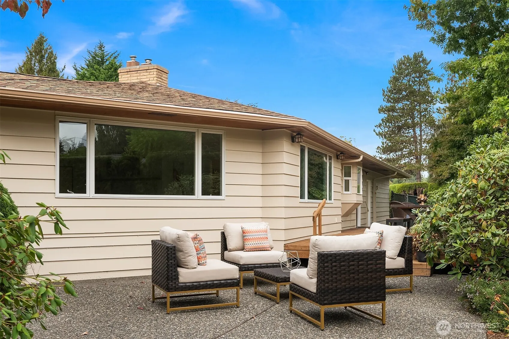 10034 41st Avenue NE, Seattle, WA 98125