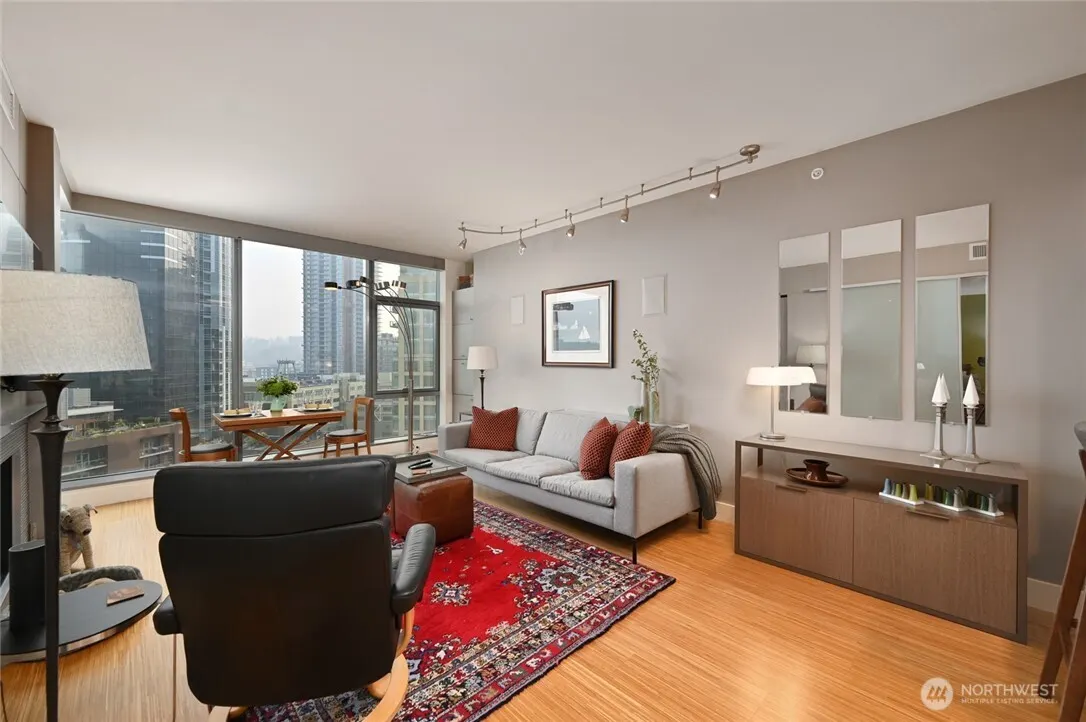 820 Blanchard Street #1301, Seattle, WA 98121