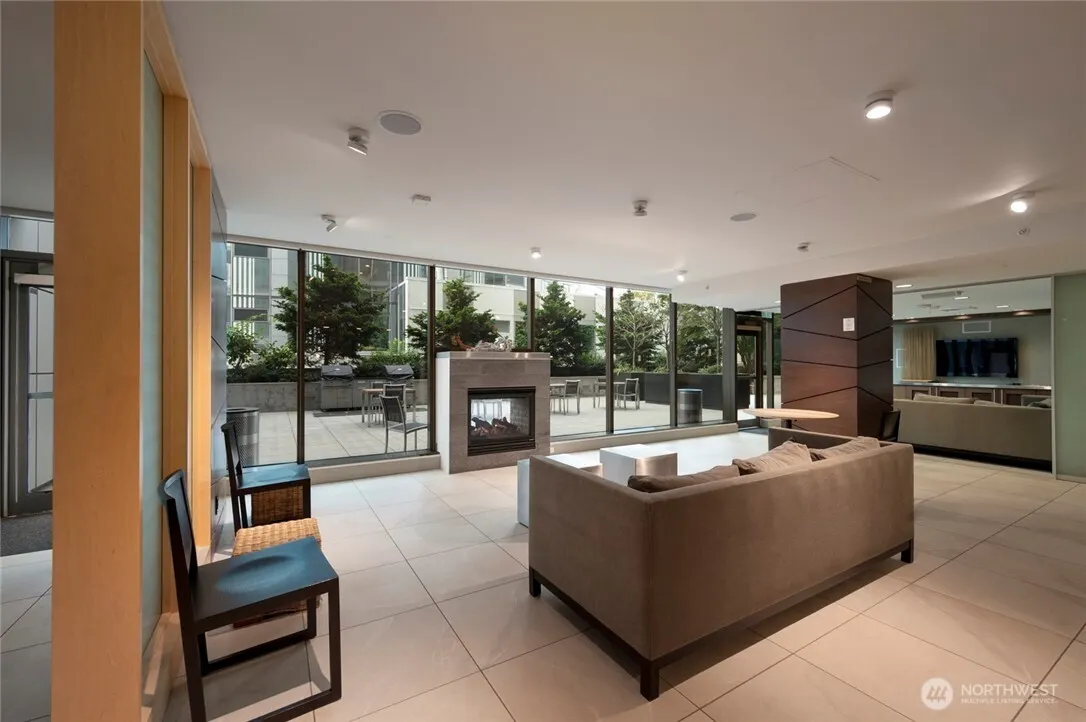 820 Blanchard Street #1301, Seattle, WA 98121