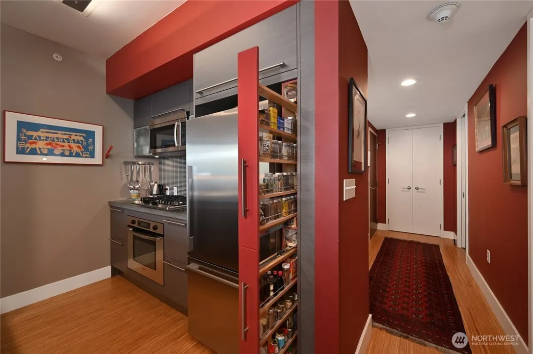820 Blanchard Street #1301, Seattle, WA 98121