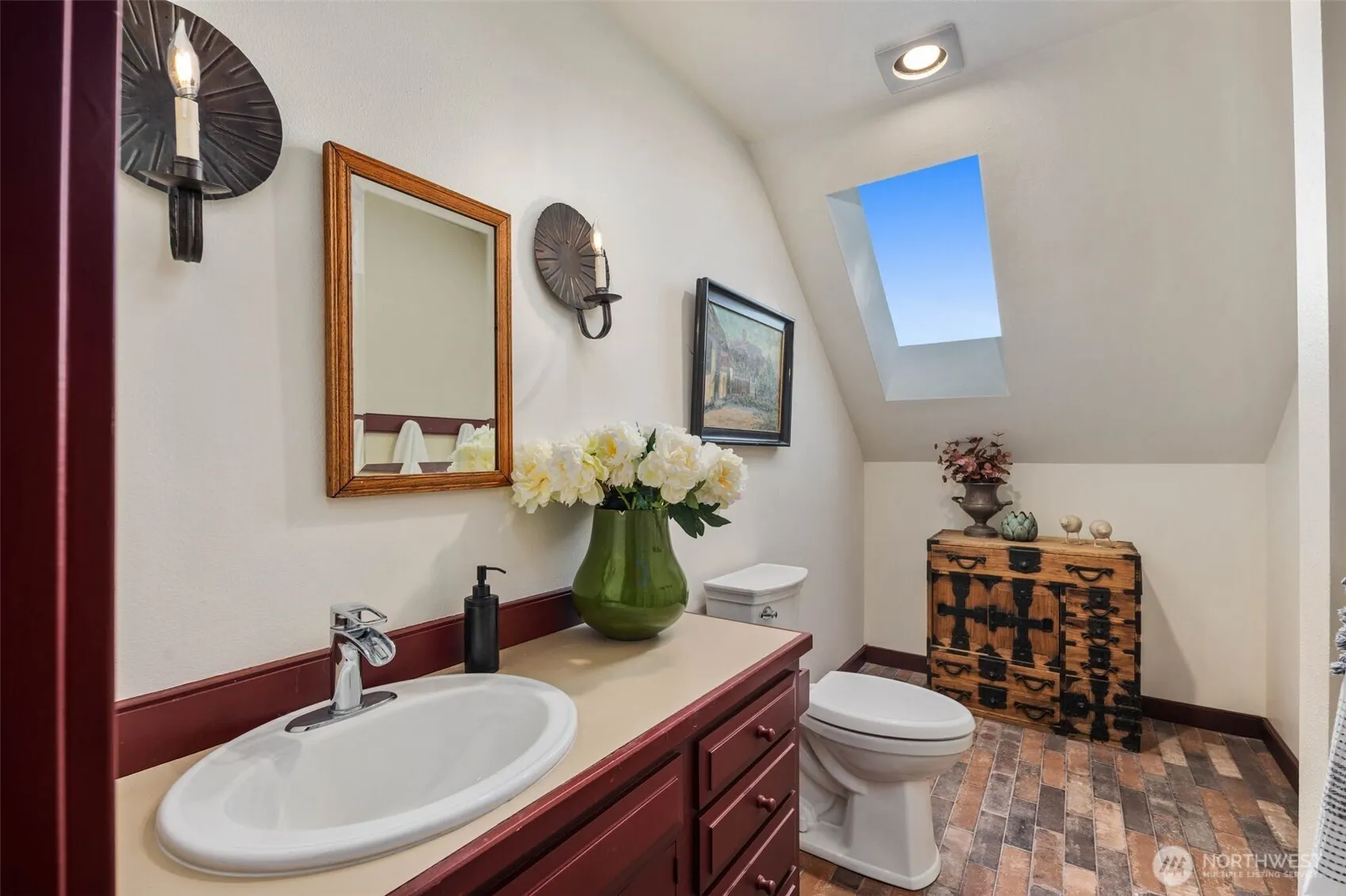 15703 SE 232nd Street , Kent, WA 98042