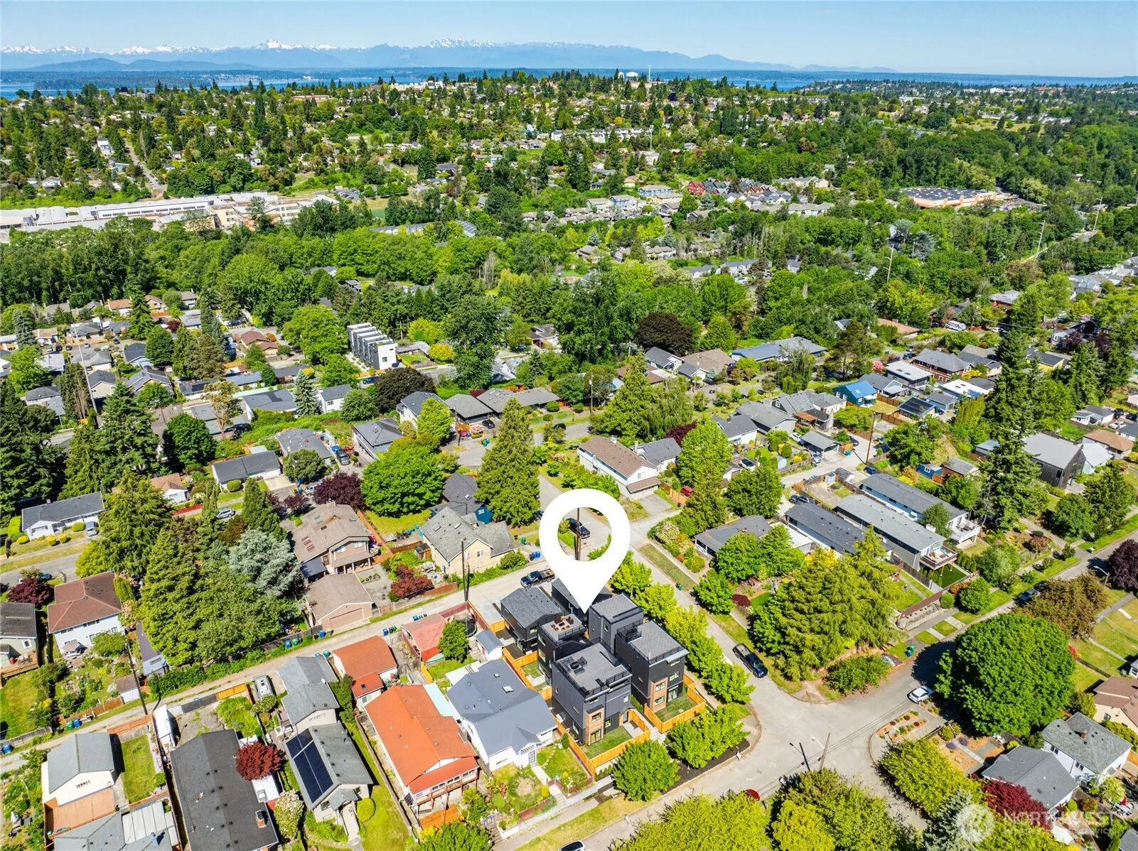 1805 SW Elmsgrove Street , Seattle, WA 98106