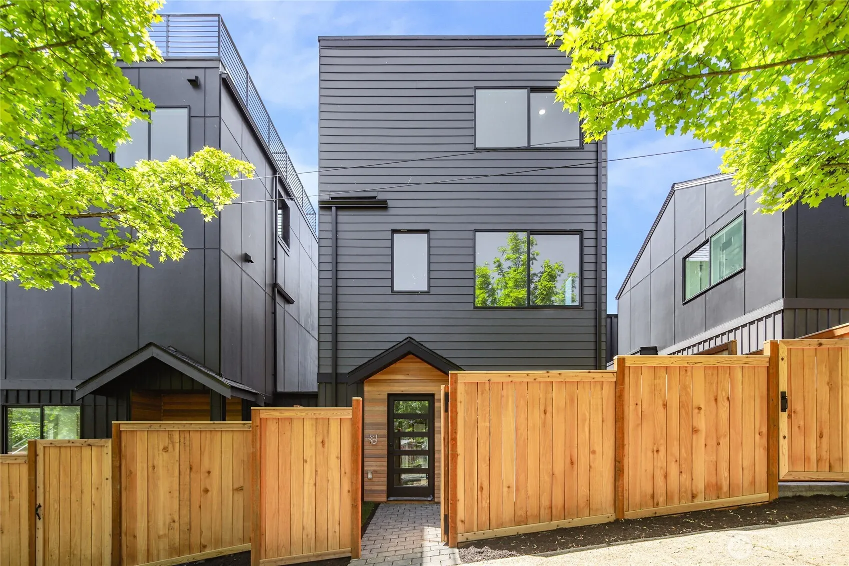 1805 SW Elmsgrove Street , Seattle, WA 98106