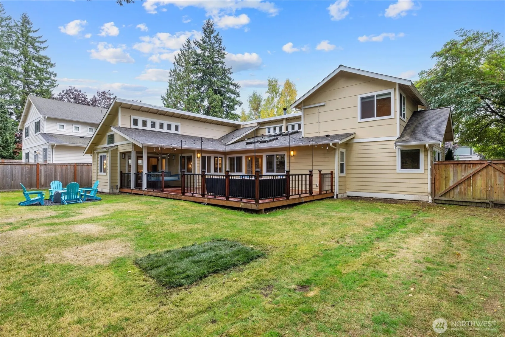 12634 NE 95th Street , Kirkland, WA 98033