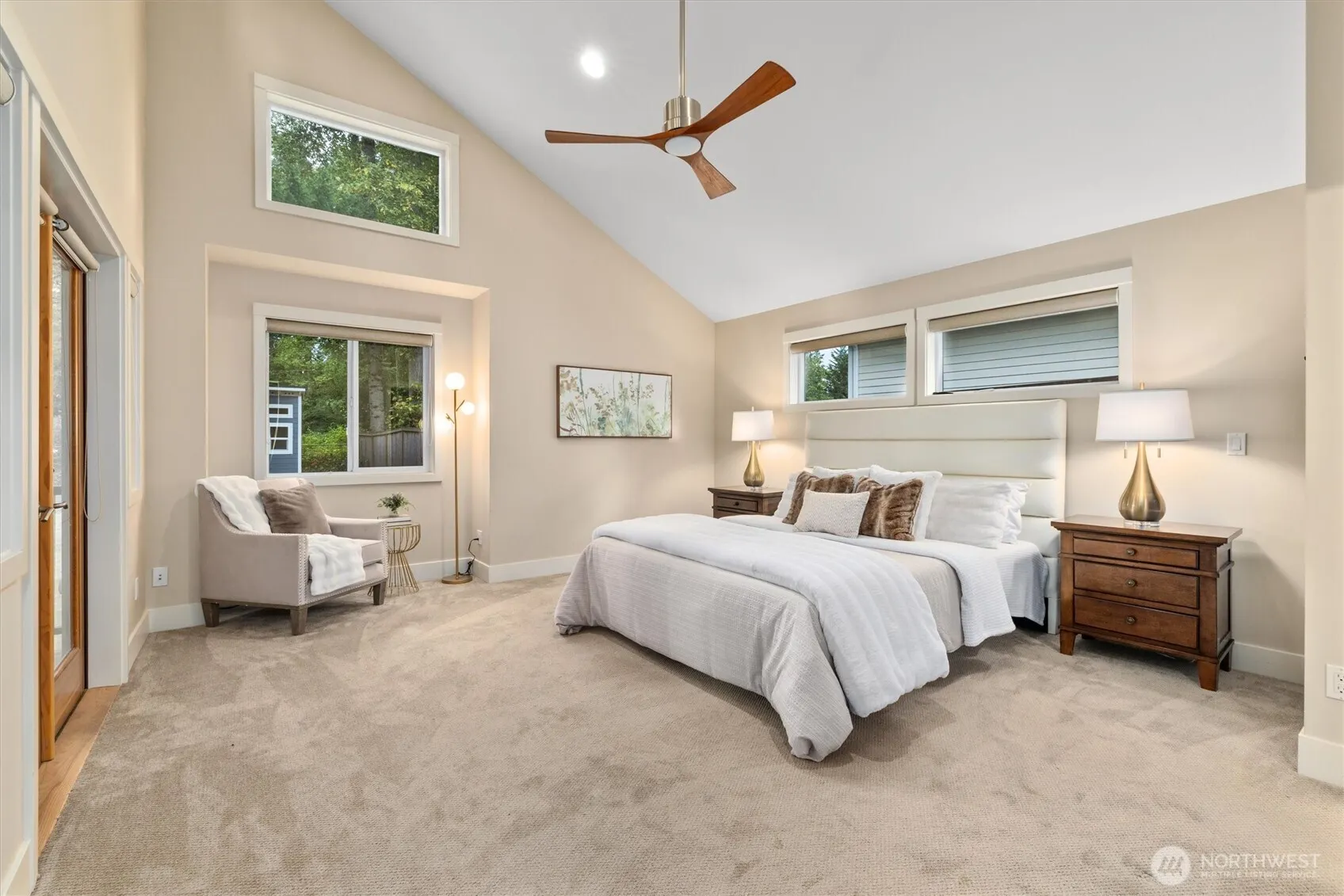 12634 NE 95th Street , Kirkland, WA 98033