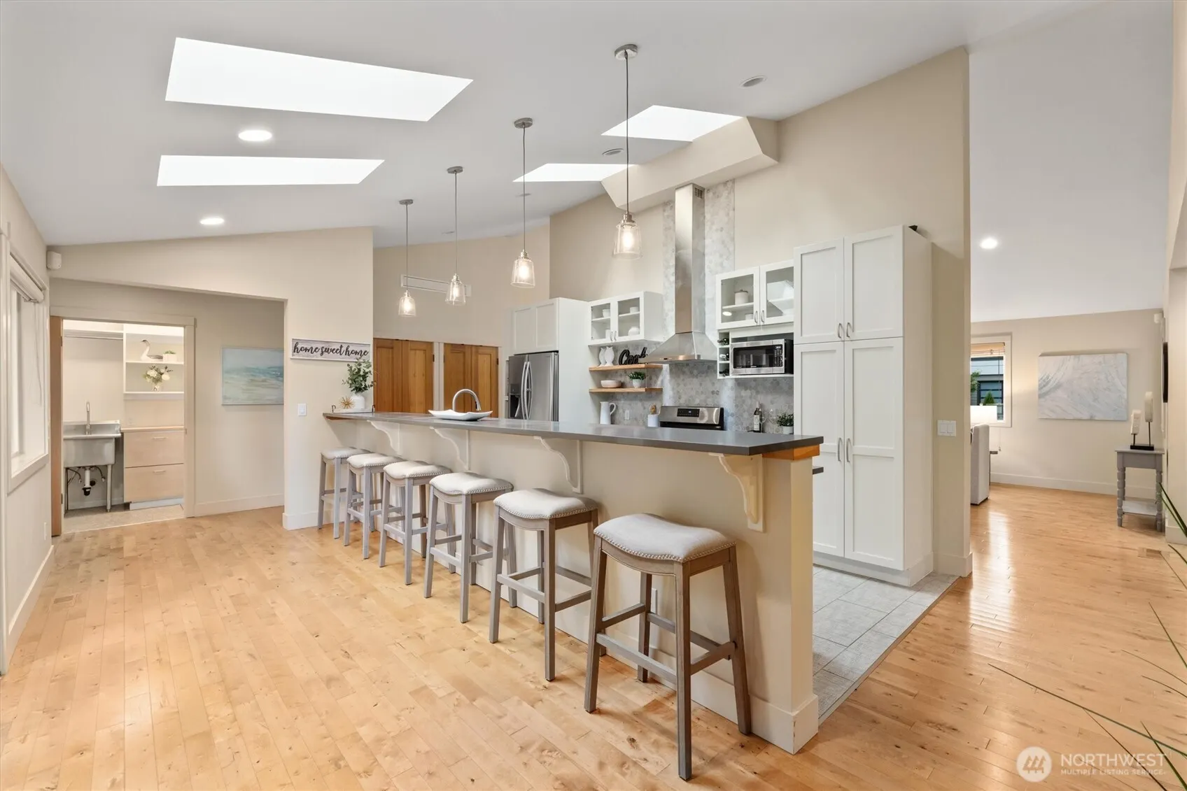 12634 NE 95th Street , Kirkland, WA 98033