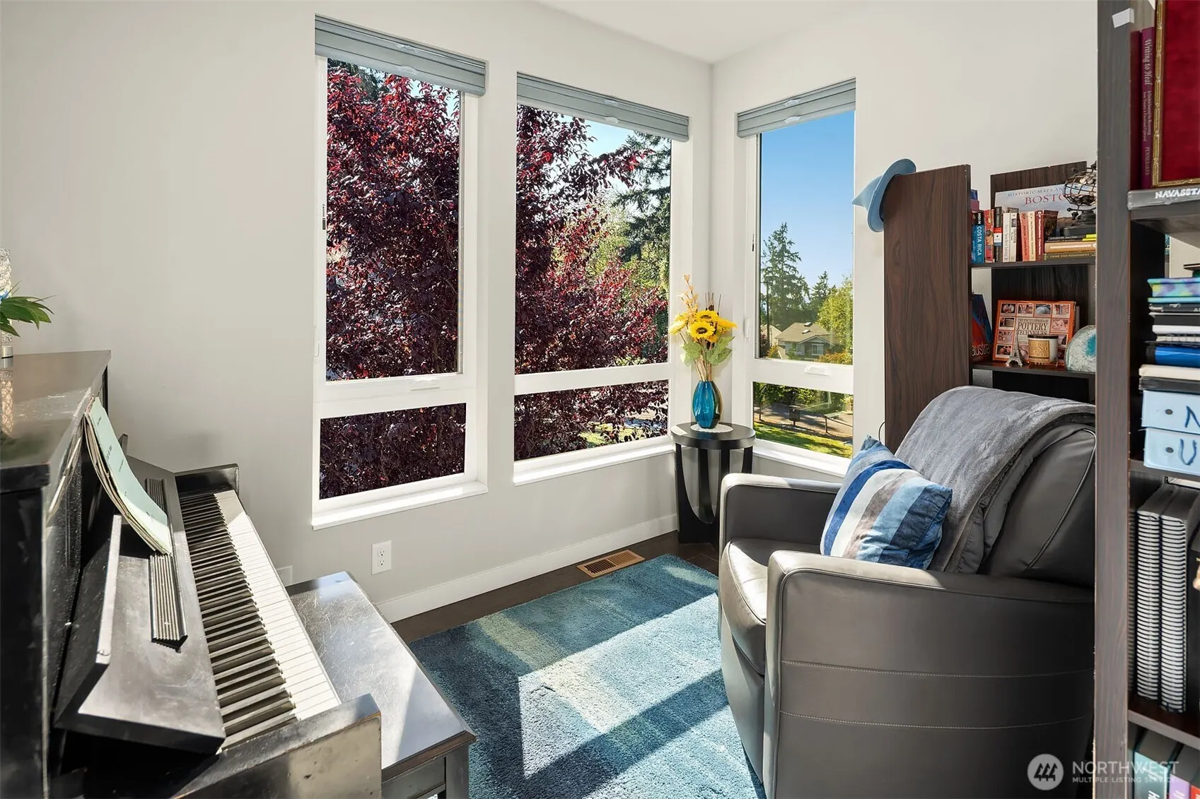 8014 NE 116th Place , Kirkland, WA 98034