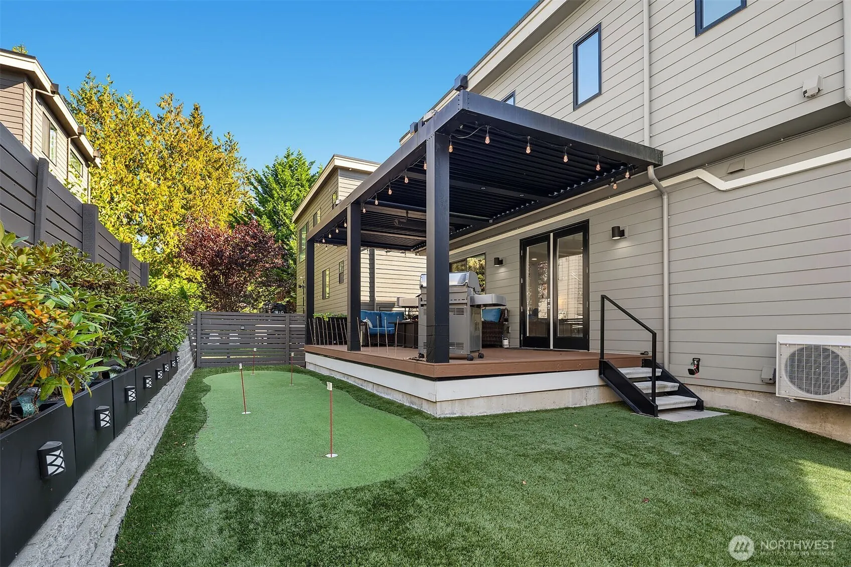 8014 NE 116th Place , Kirkland, WA 98034