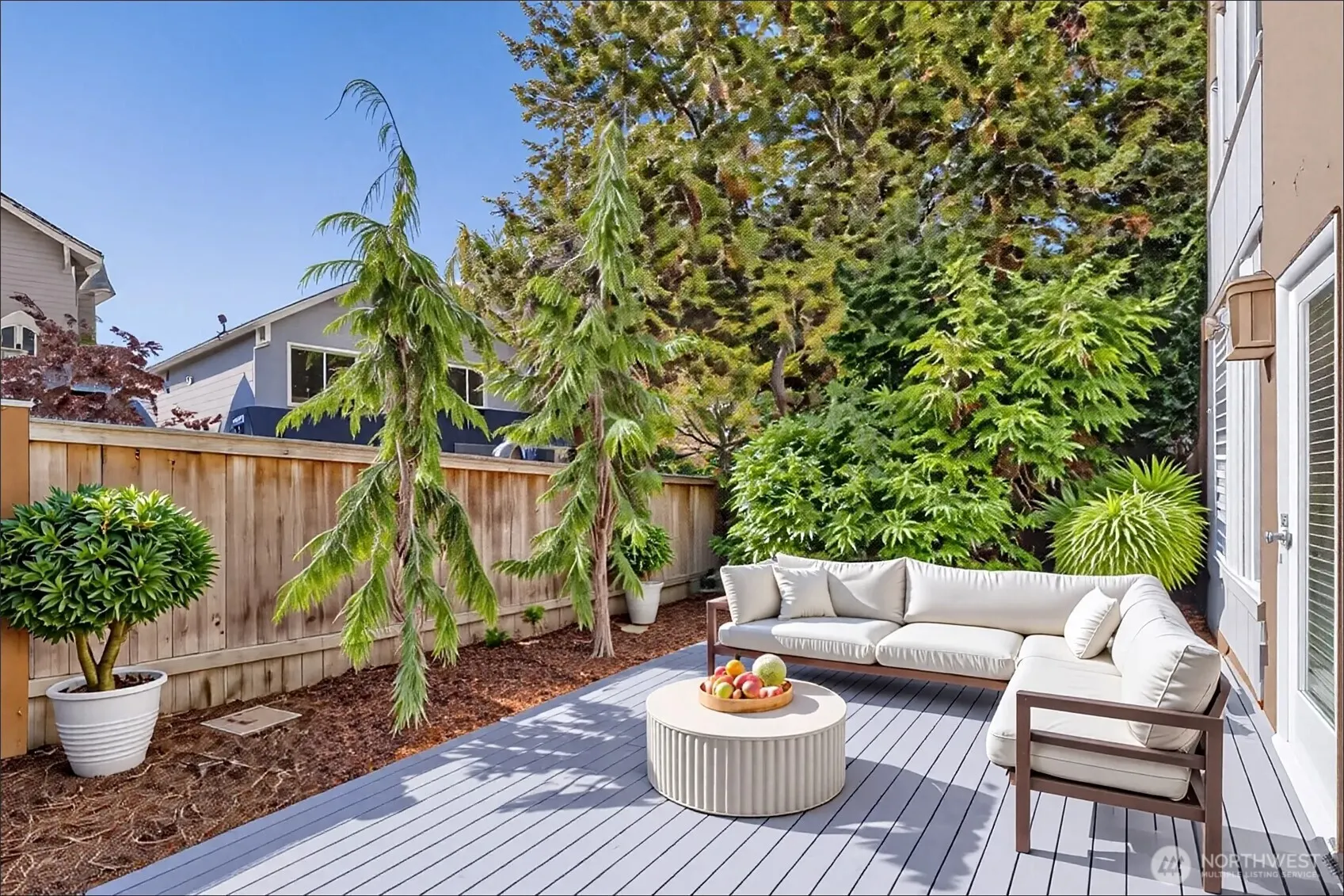 608 Bellevue Way SE #F1, Bellevue, WA 98004-6633