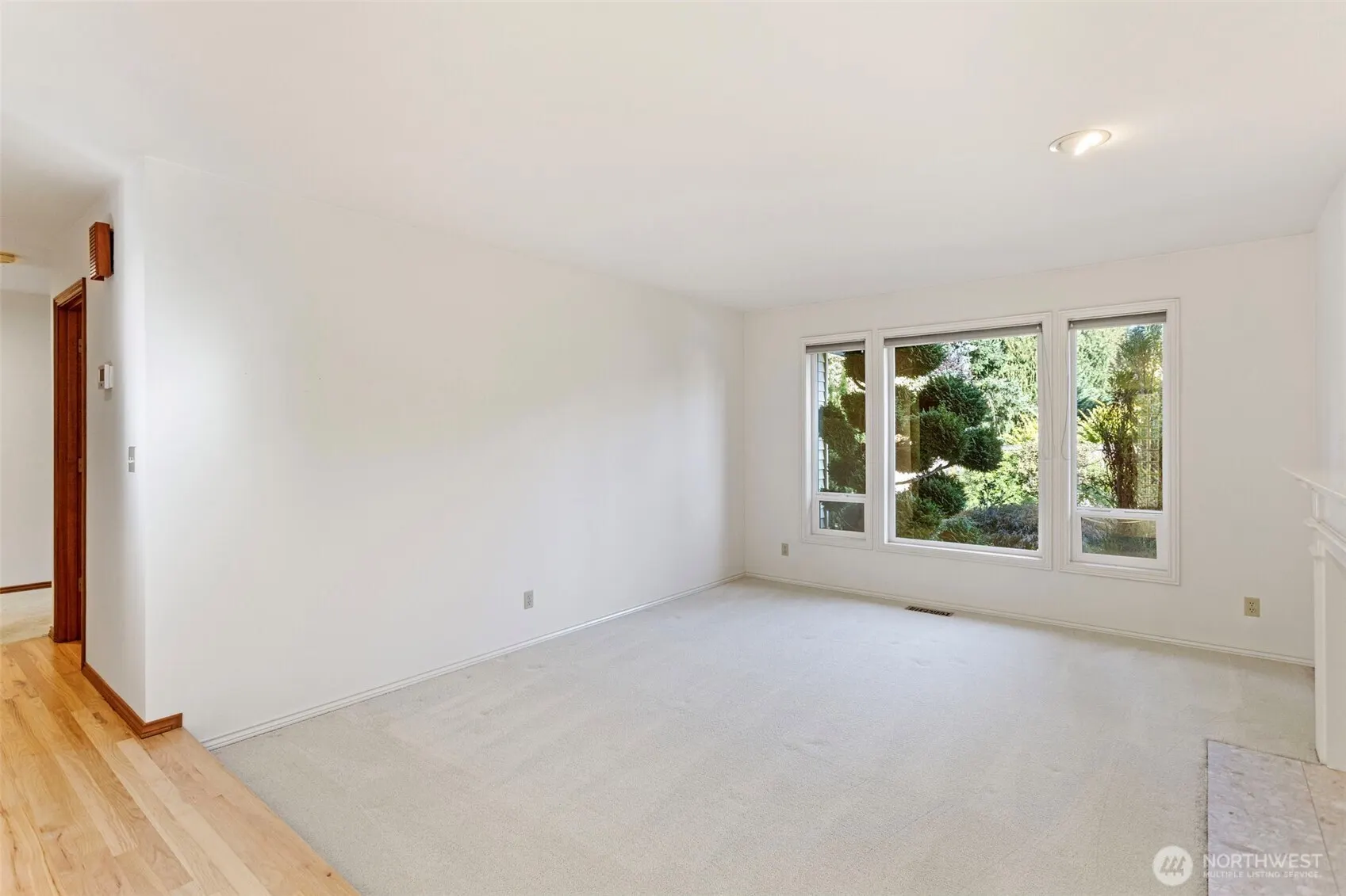 16416 121st Avenue NE, Bothell, WA 98011-7101