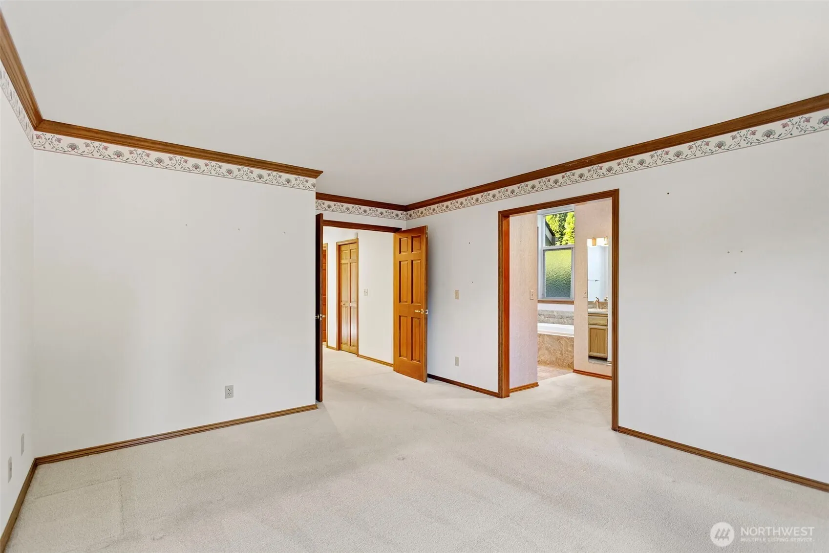 16416 121st Avenue NE, Bothell, WA 98011-7101