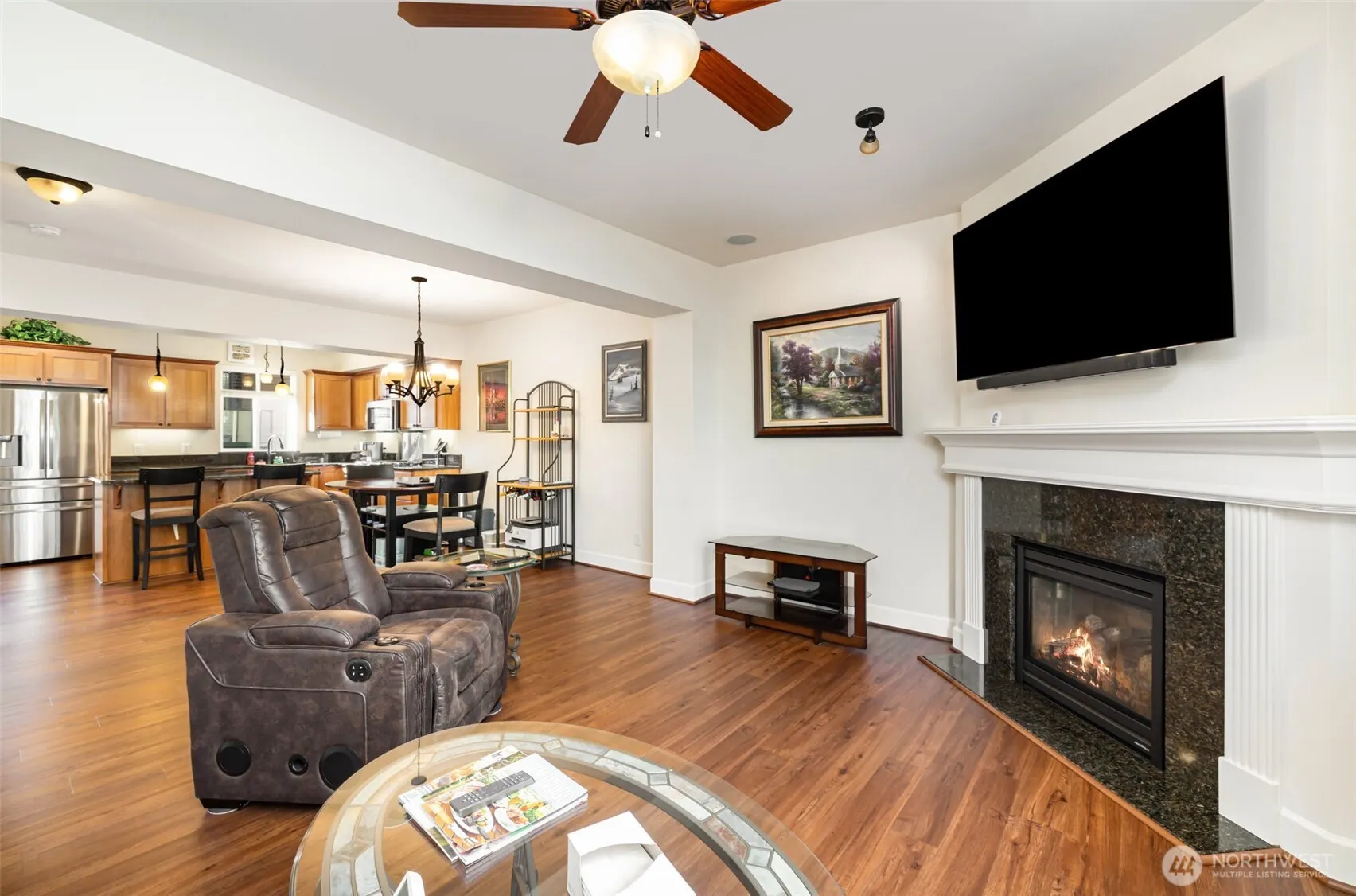 325 Chelan Place NE #D1, Renton, WA 98059
