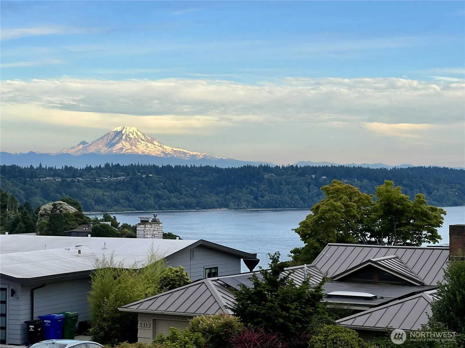 10829 42nd Avenue SW, Seattle, WA 98146-1641