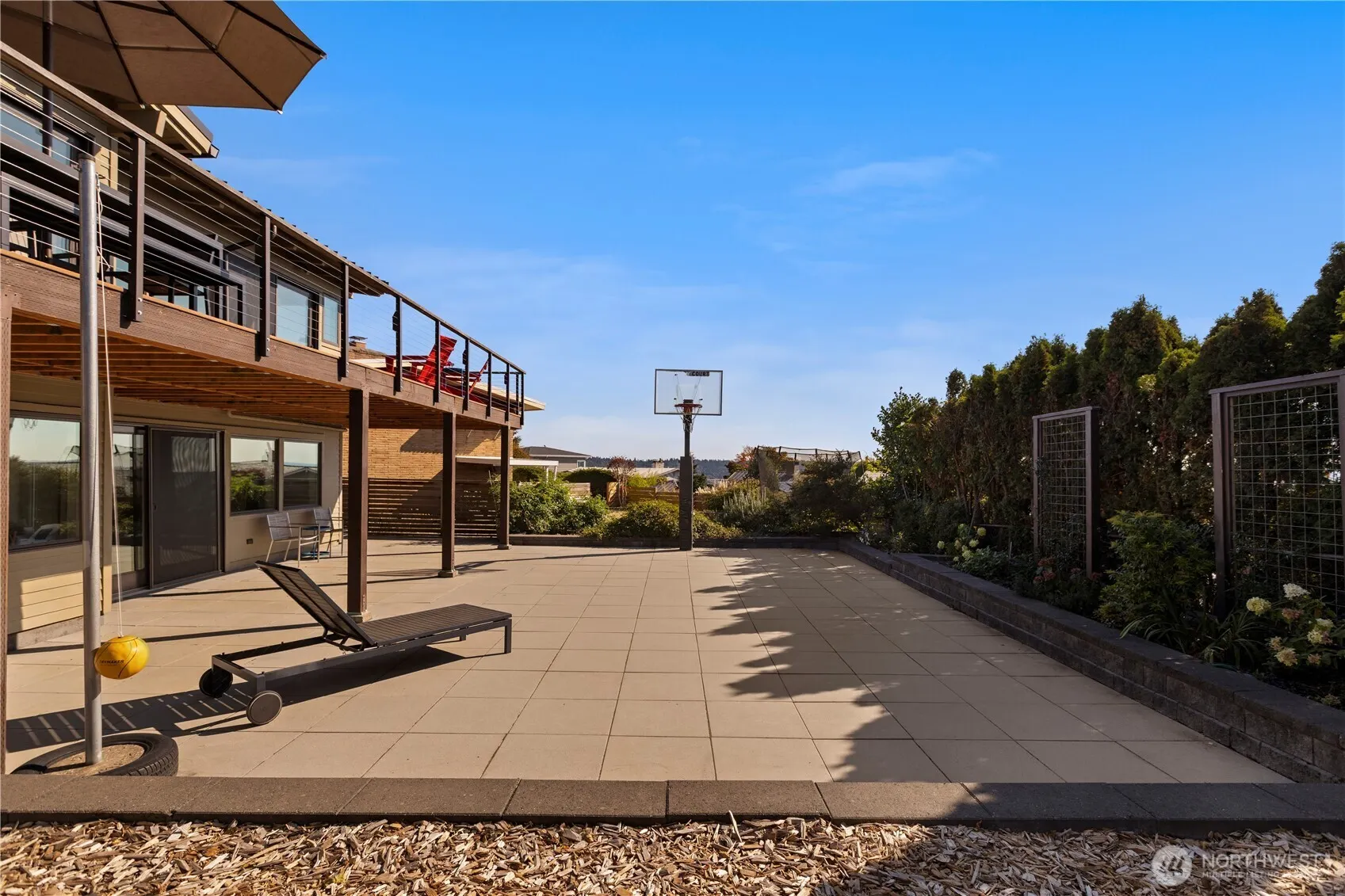 10829 42nd Avenue SW, Seattle, WA 98146-1641