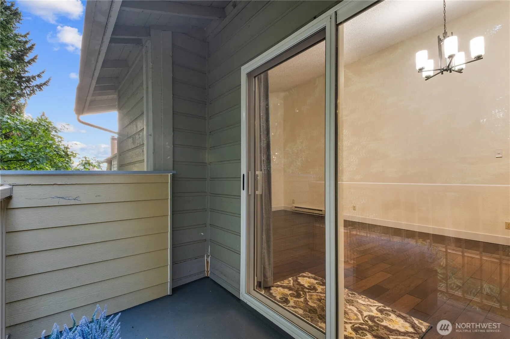 14401 SE Petrovitsky Road #B209, Renton, WA 98058